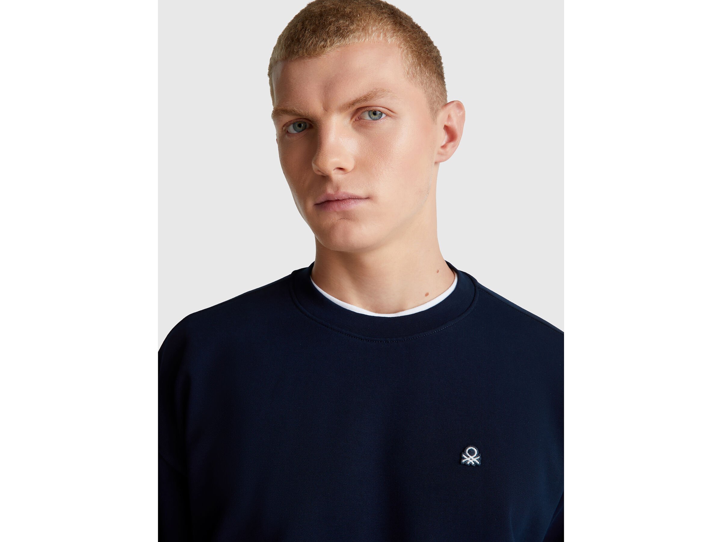 Sweat-shirt avec patch logo – Image 4