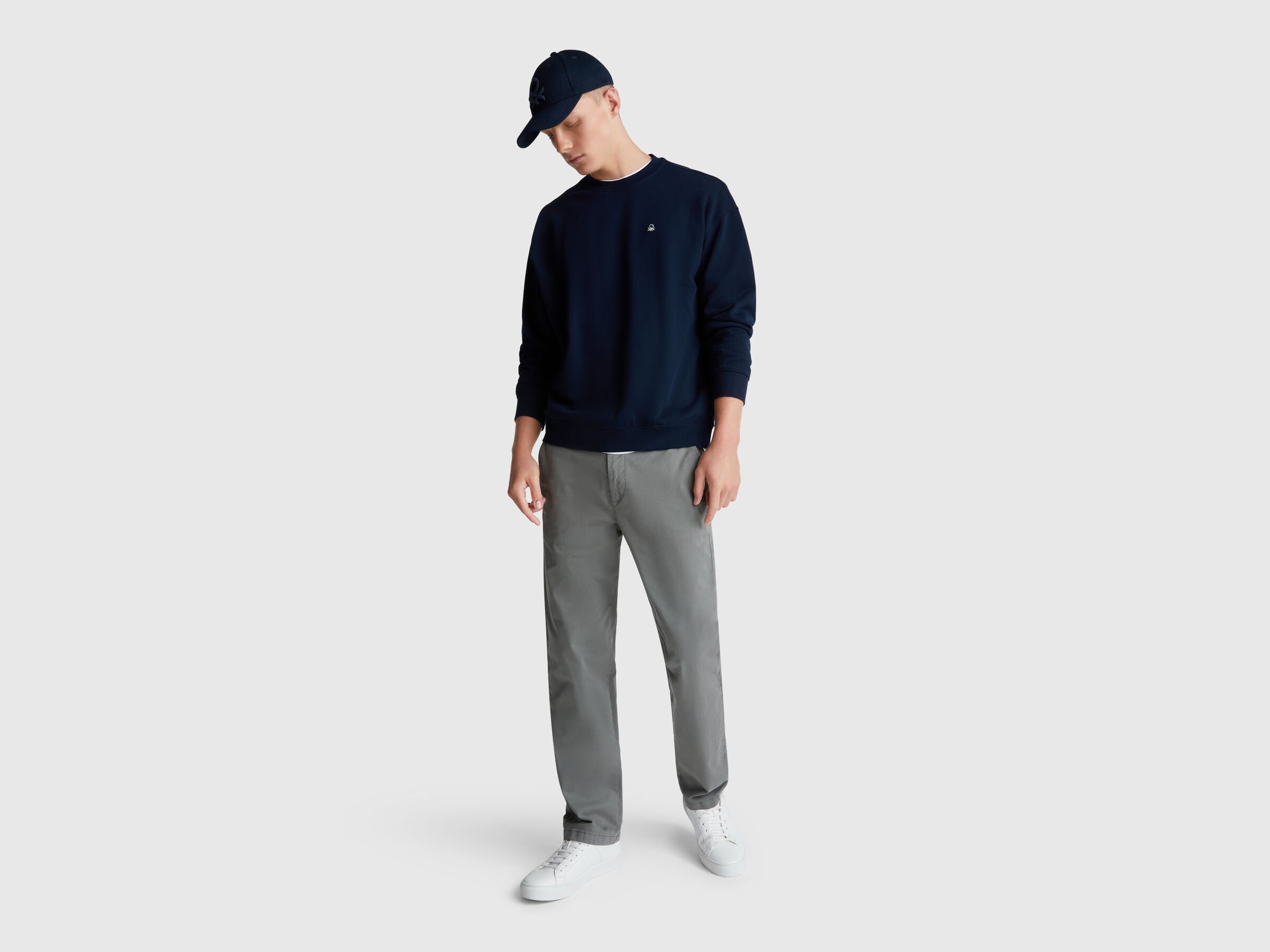 Sweat-shirt avec patch logo – Image 3