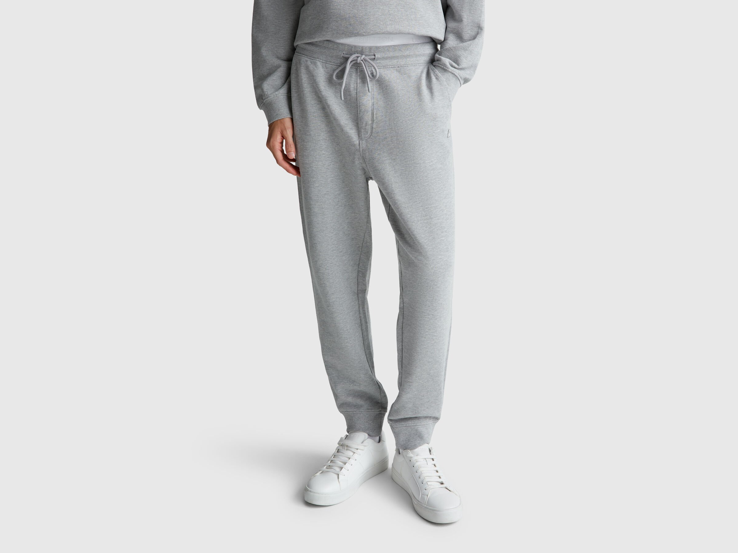 Jogging en molleton de 100 % coton Jogging en molleton de 100 % coton