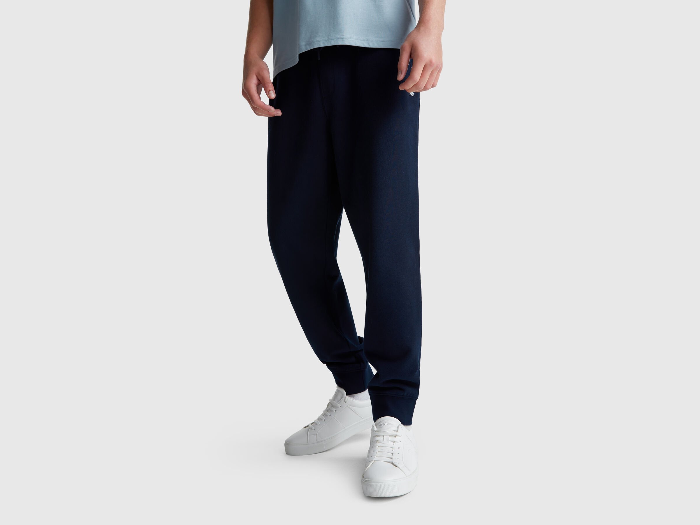 Jogging en molleton de 100 % coton Jogging en molleton de 100 % coton