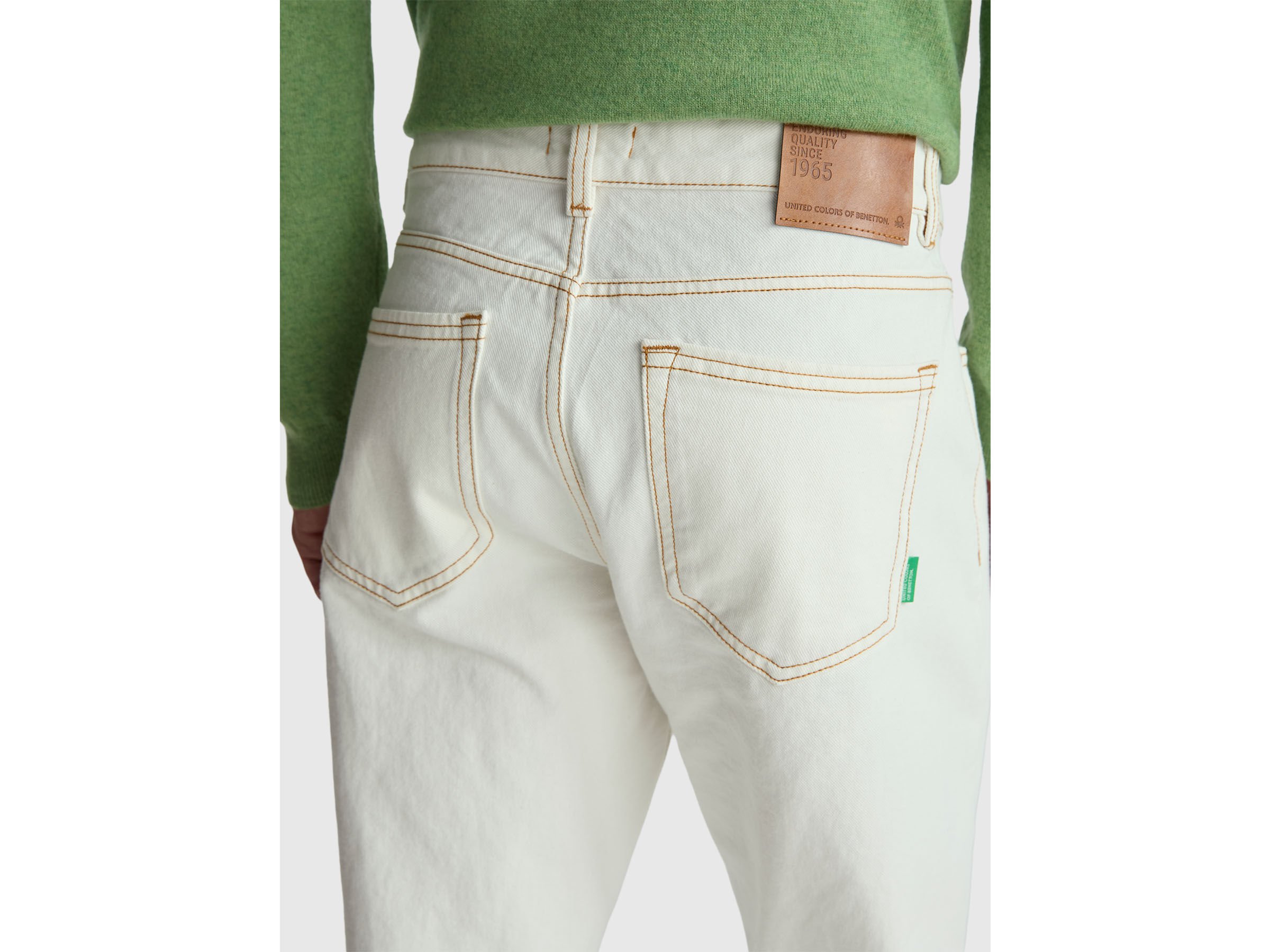 Pantalon cinq poches coupe régulière – Image 4