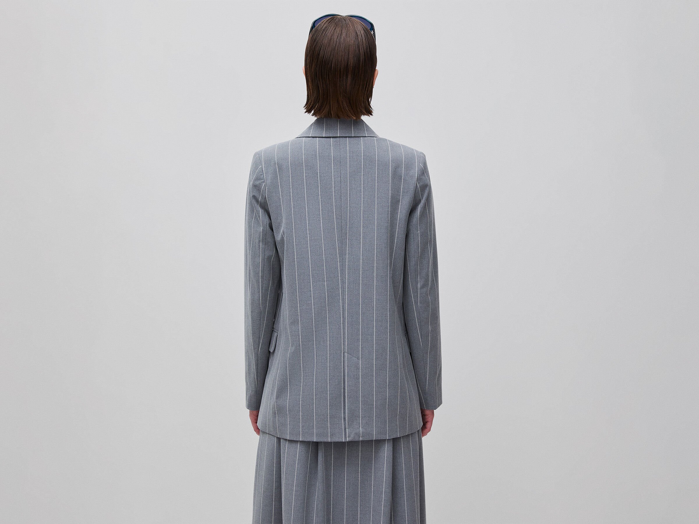 Veste croisée à fines rayures – Image 2