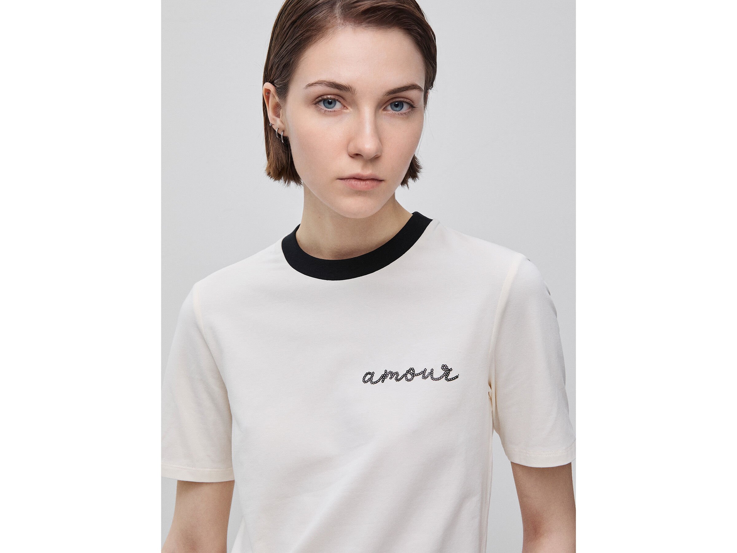 T-shirt avec broderie " amour " – Image 4