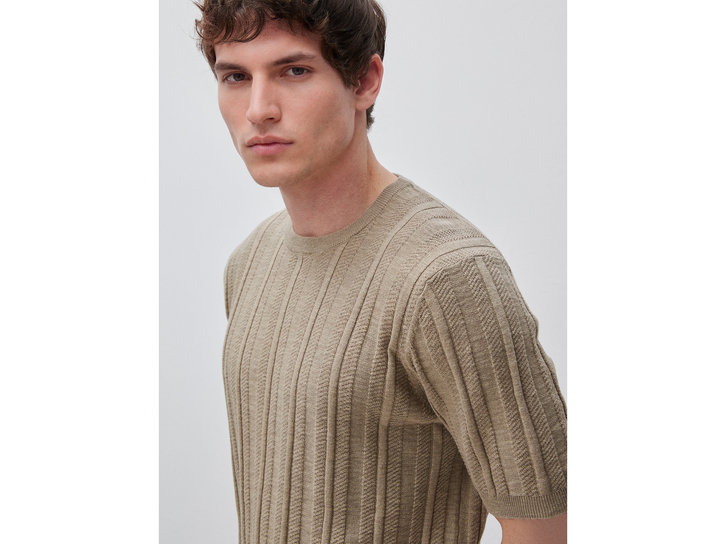 Pull à manches courtes en lin mélangé – Image 4