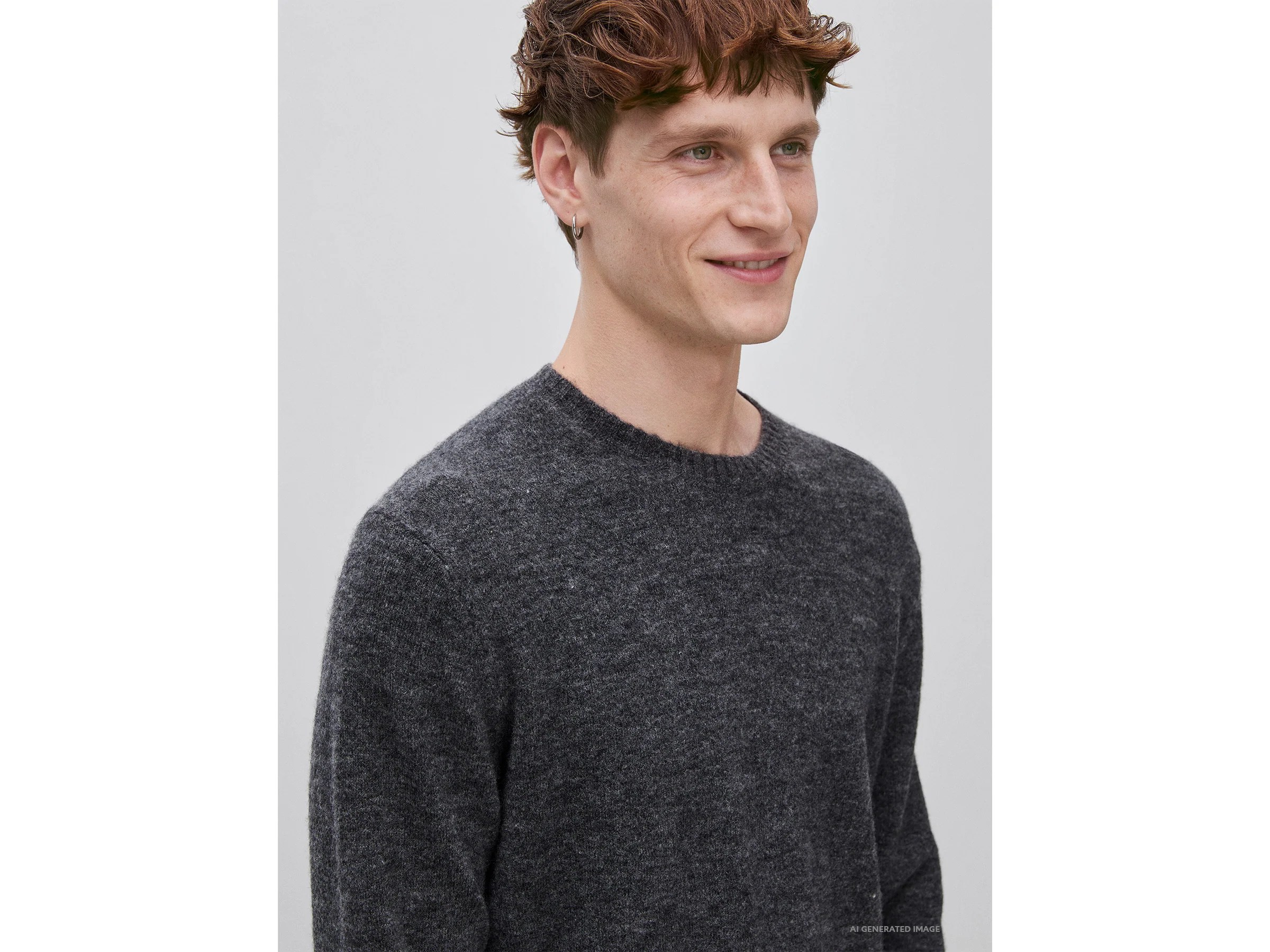 Pull col rond en laine mélangée à l’alpaga – Image 4