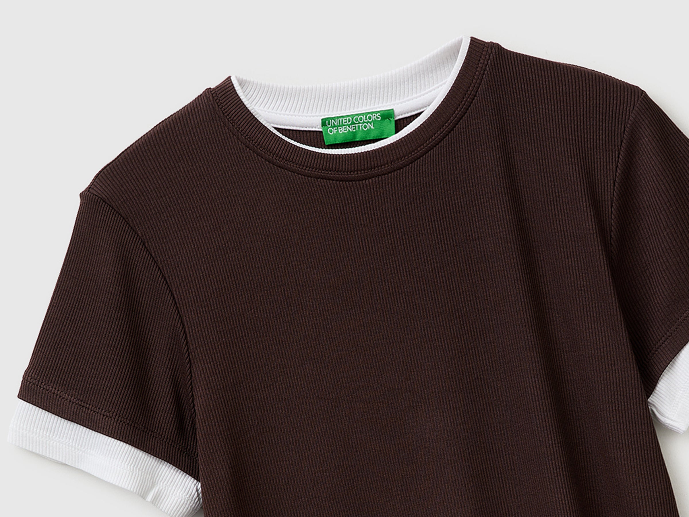 T-shirt côtelé coupe ajustée – Image 3