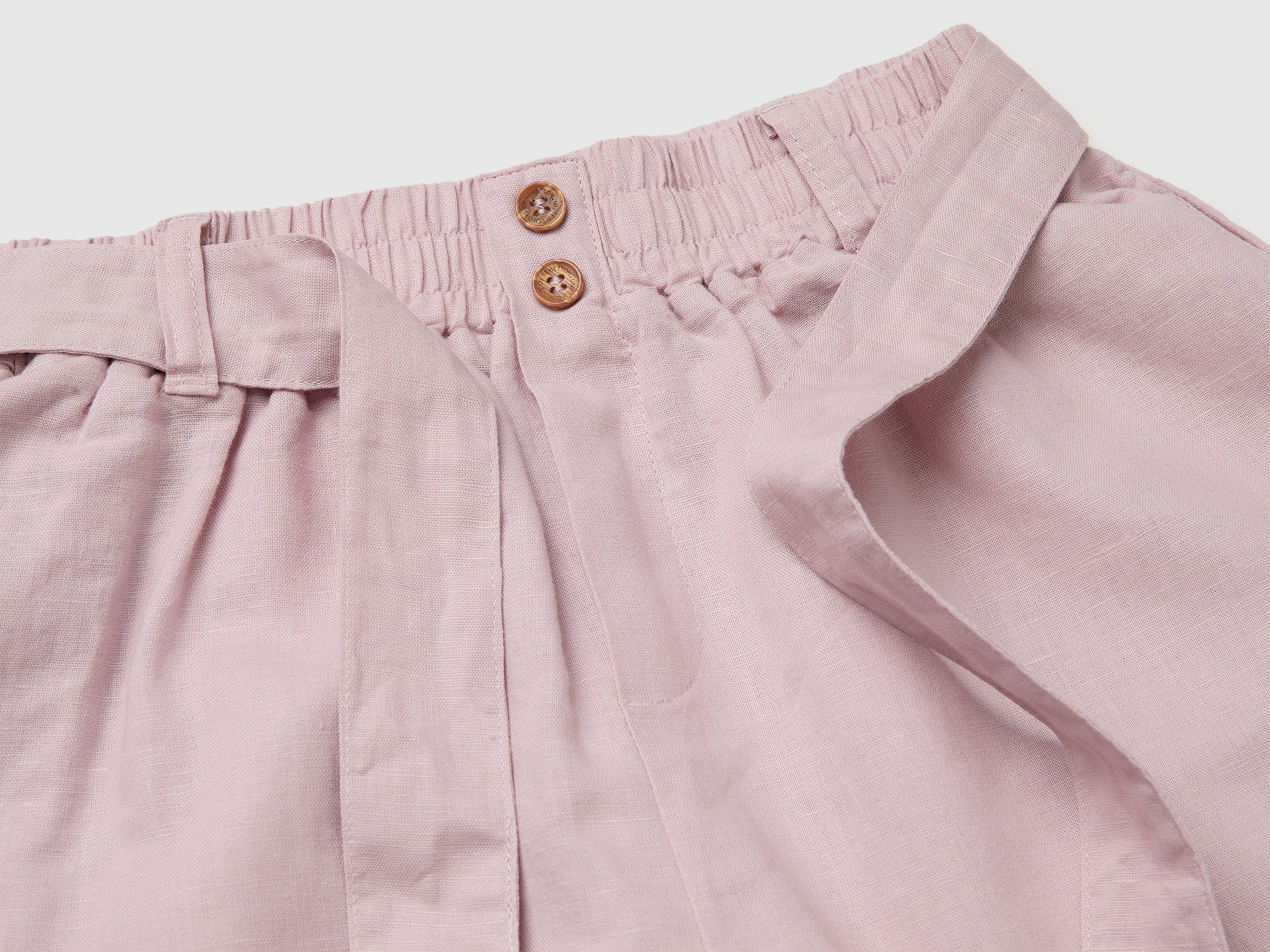 Short en lin mélangé avec ceinture – Image 3