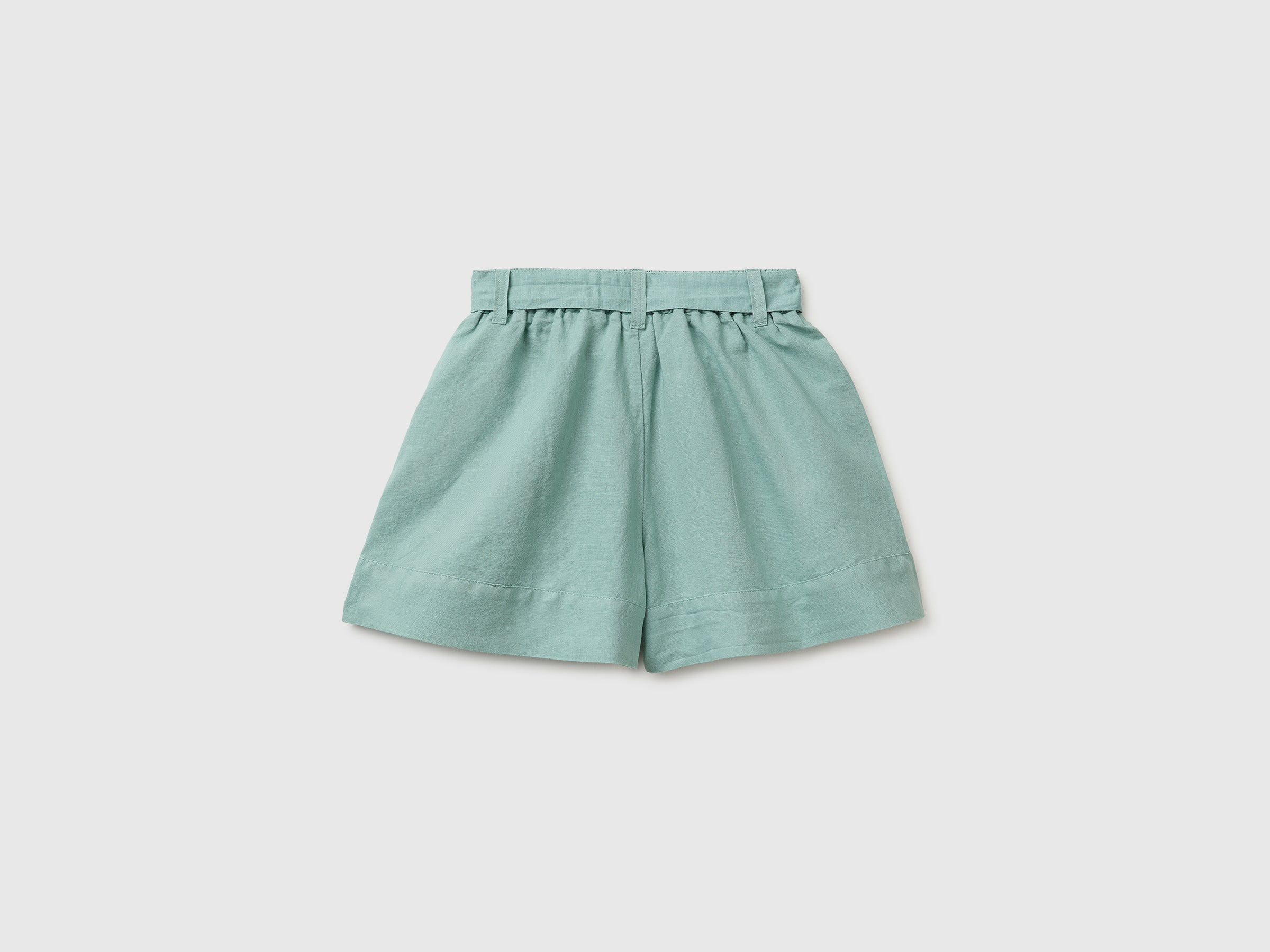 Short en lin mélangé avec ceinture – Image 2