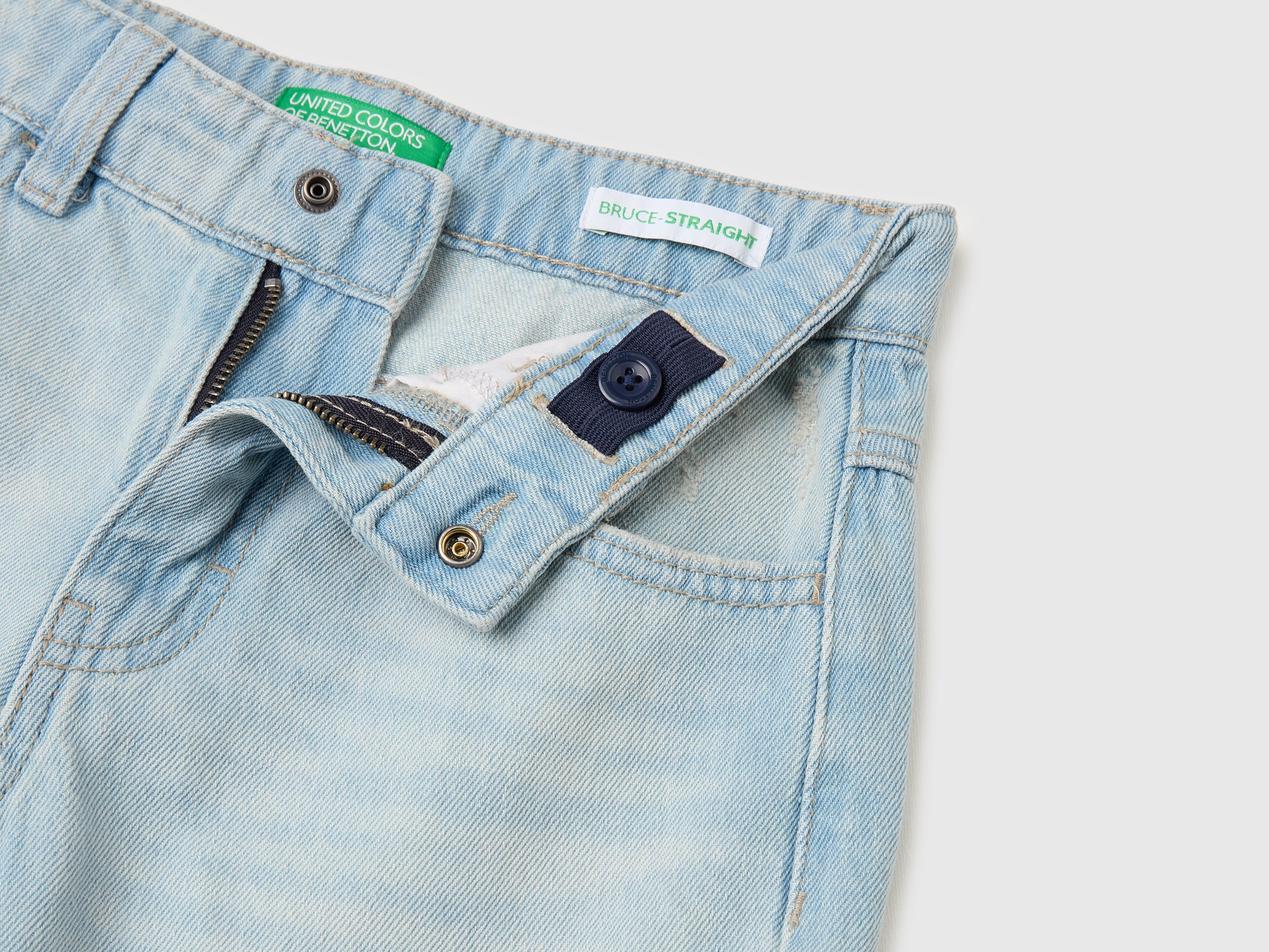 Bermuda en denim avec poches – Image 3