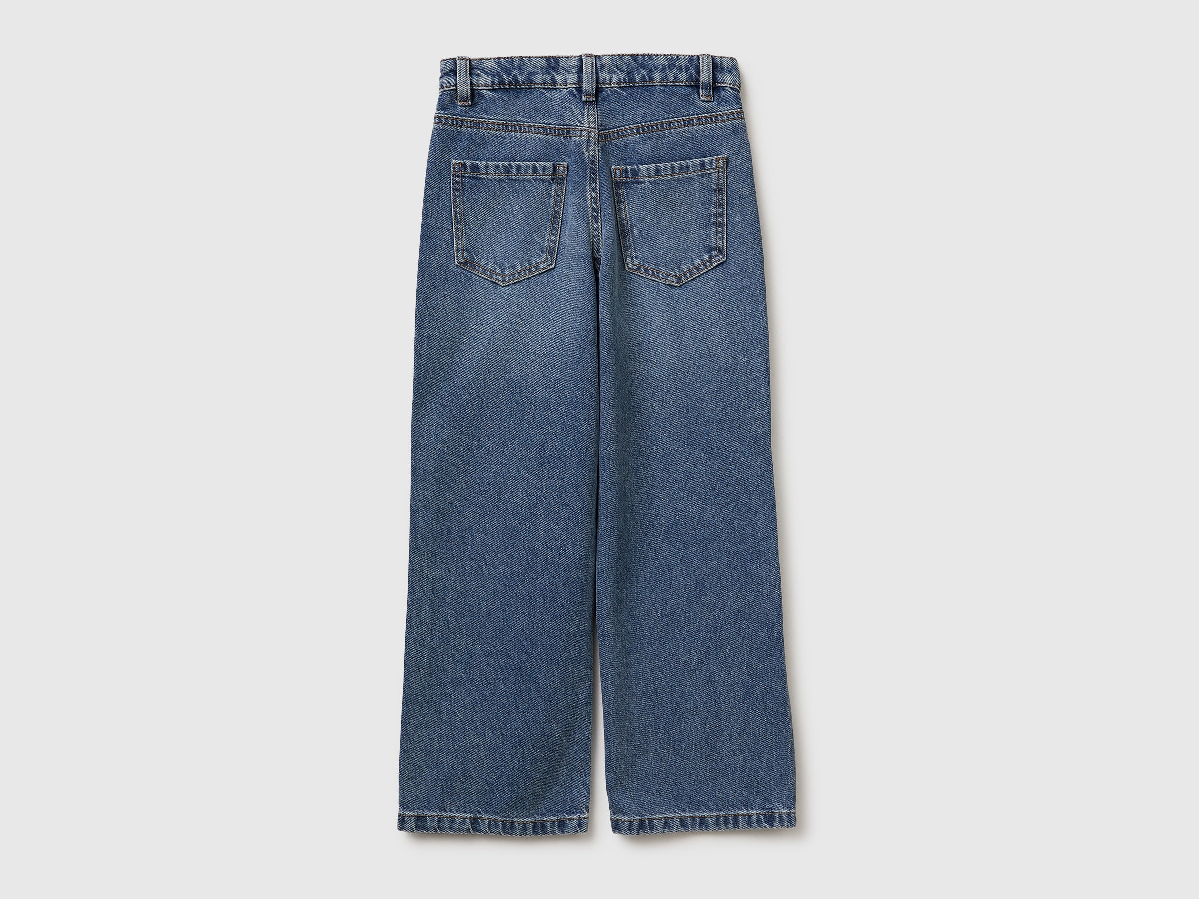Jeans droits à œillets – Image 2
