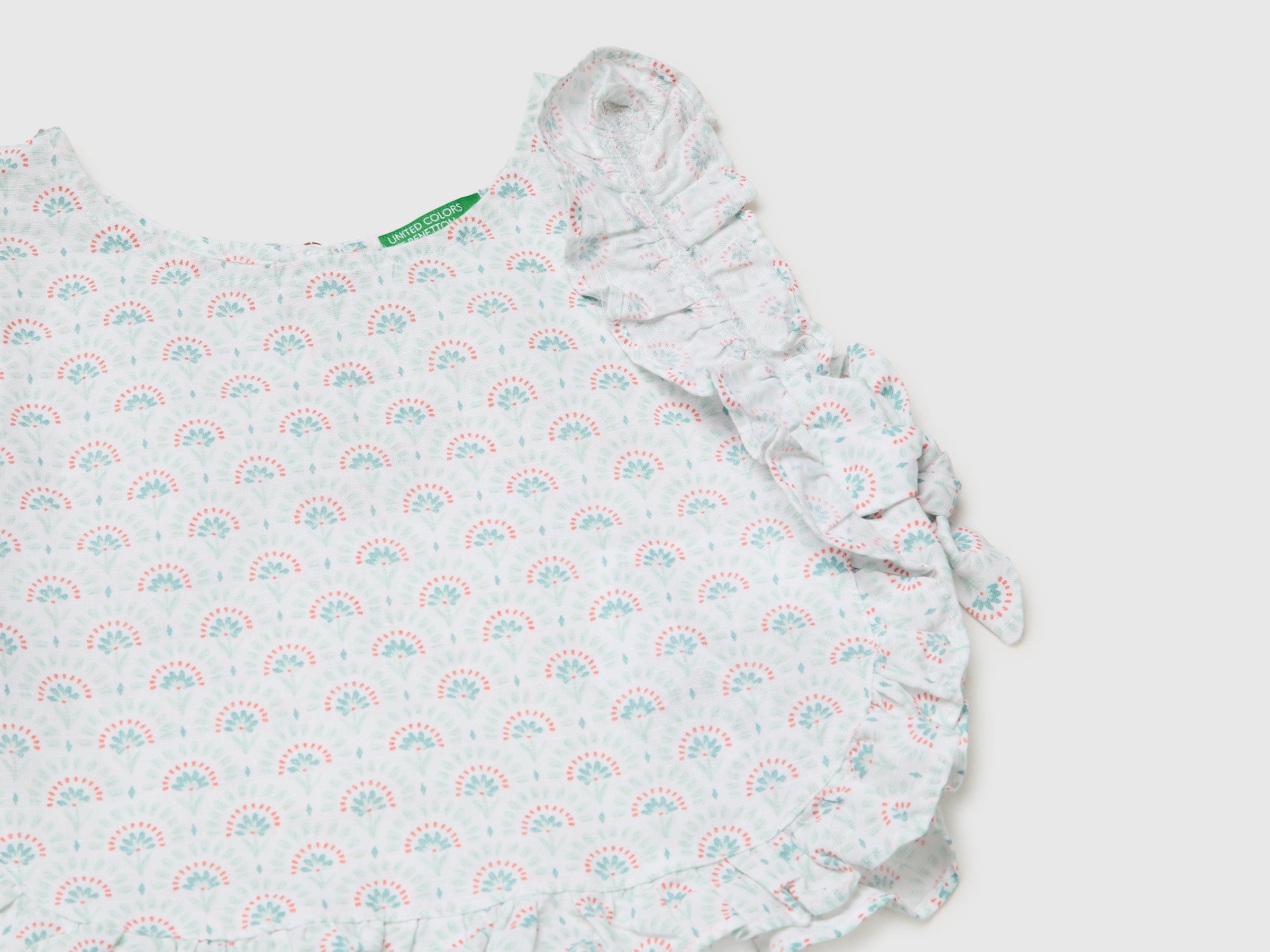 Blouse fleurie en lin mélangé – Image 3