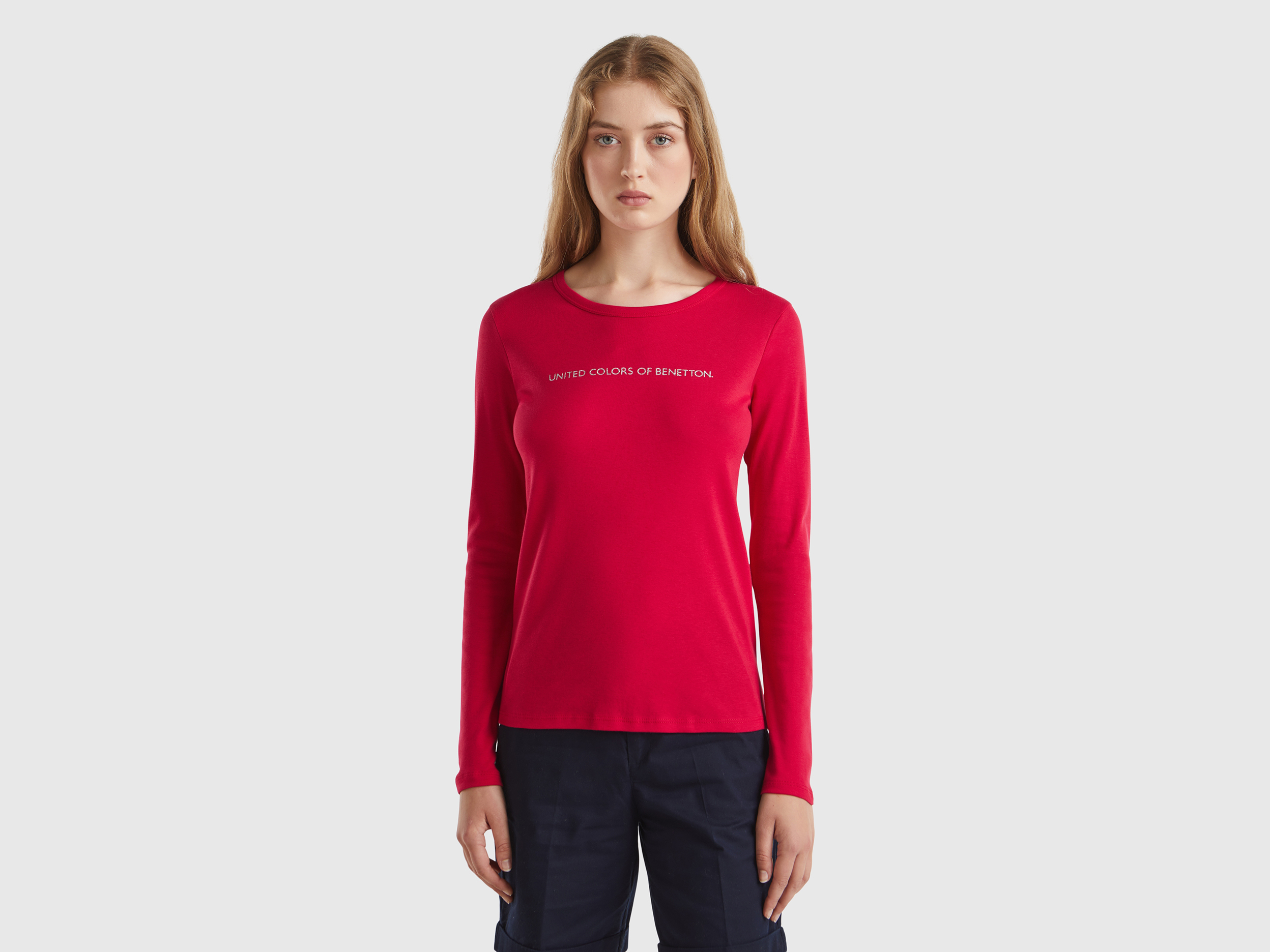T-shirt manches longues 100 % coton. T-shirt manches longues 100 % coton.