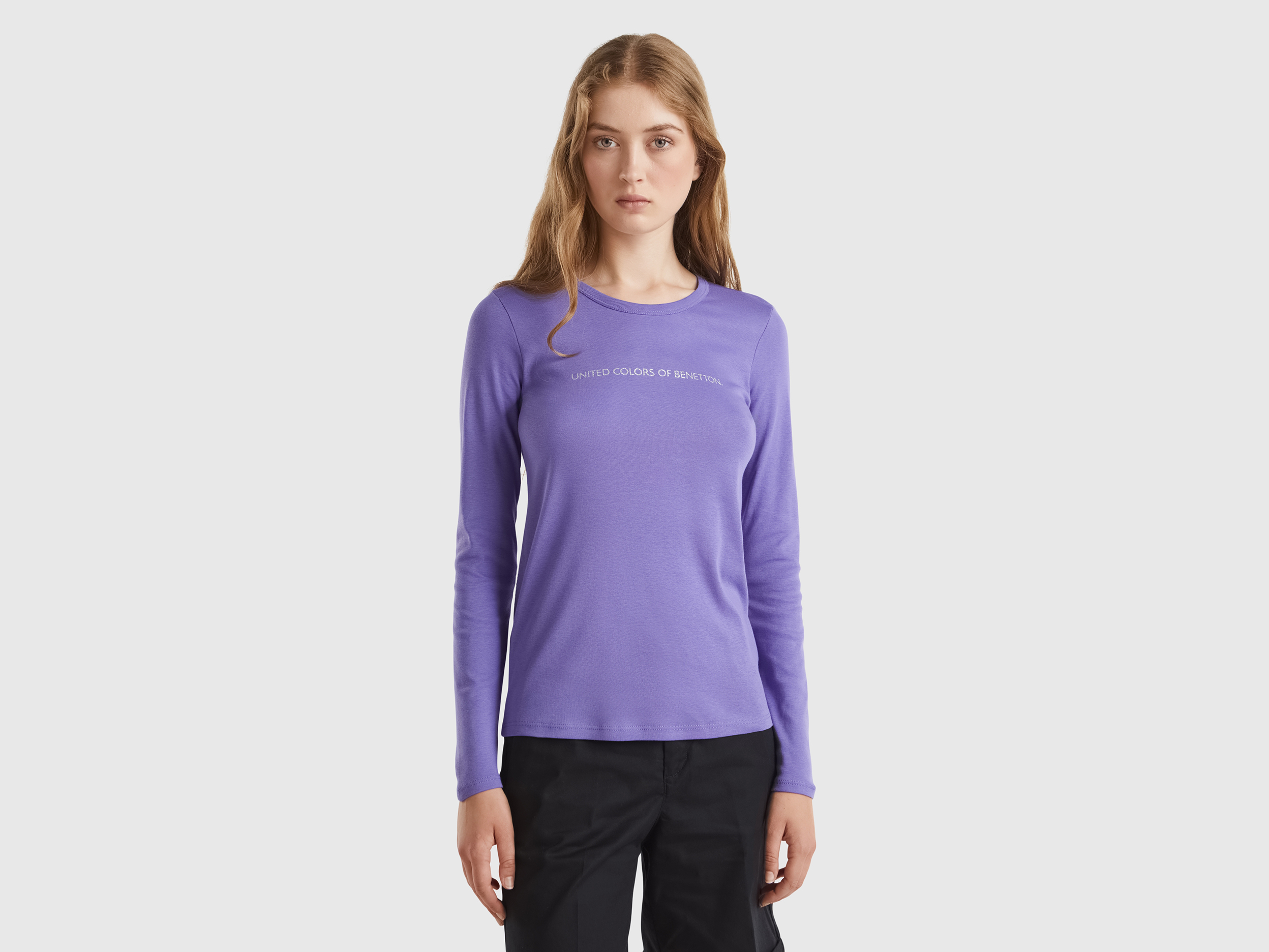 T-shirt manches longues 100 % coton. T-shirt manches longues 100 % coton.