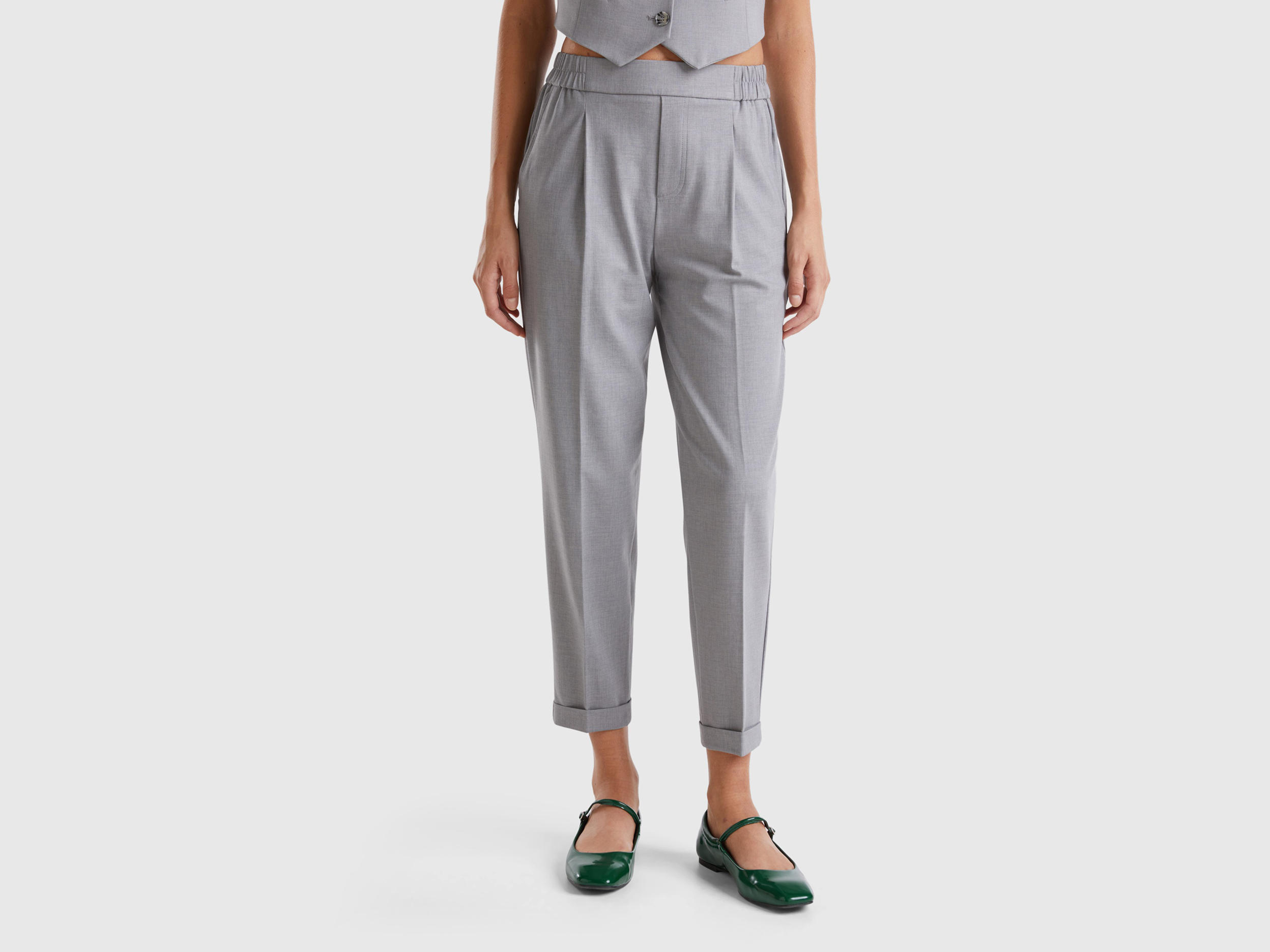 Pantalon à revers en viscose stretch Pantalon à revers en viscose stretch