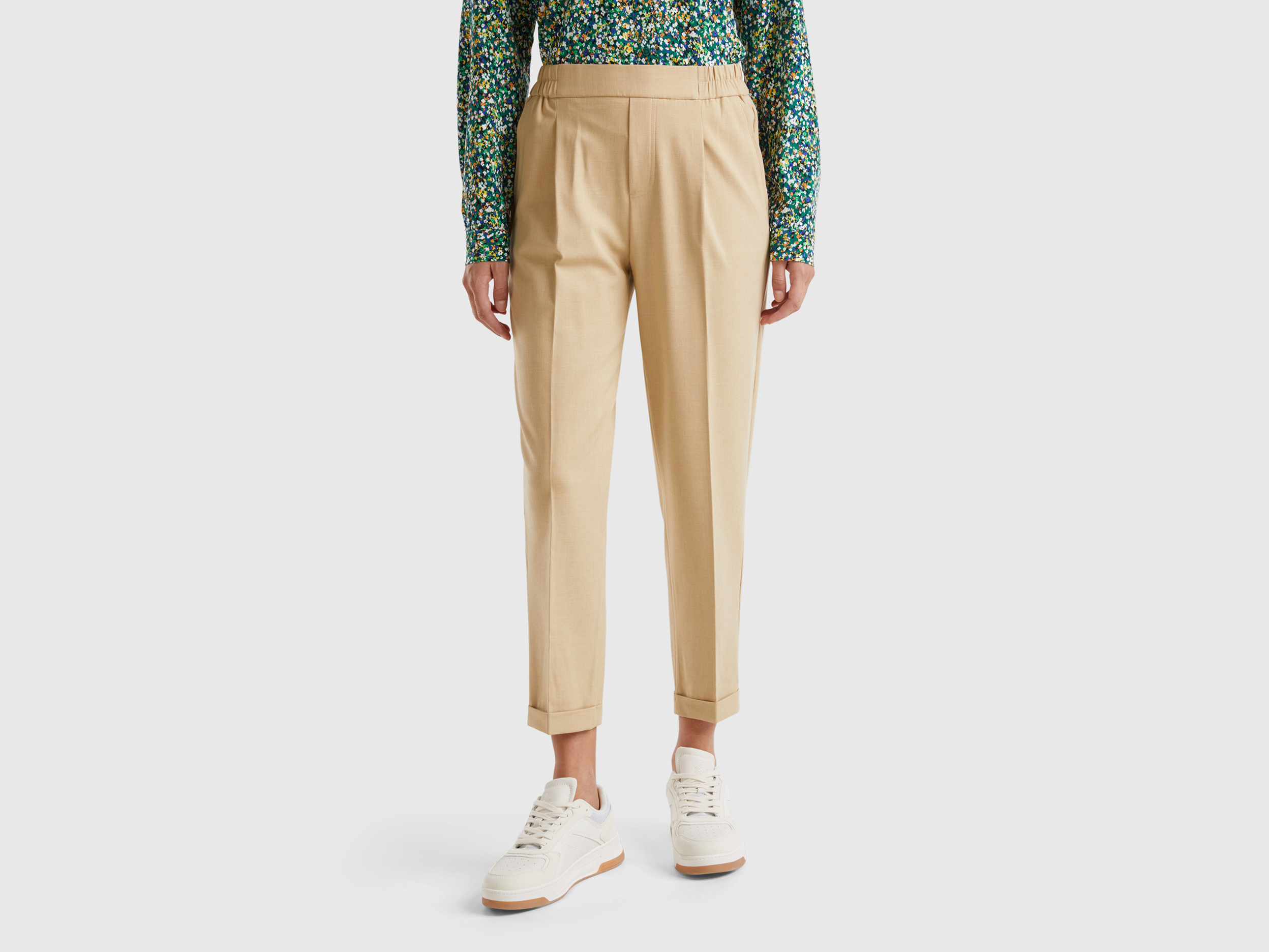 Pantalon à revers en viscose stretch Pantalon à revers en viscose stretch