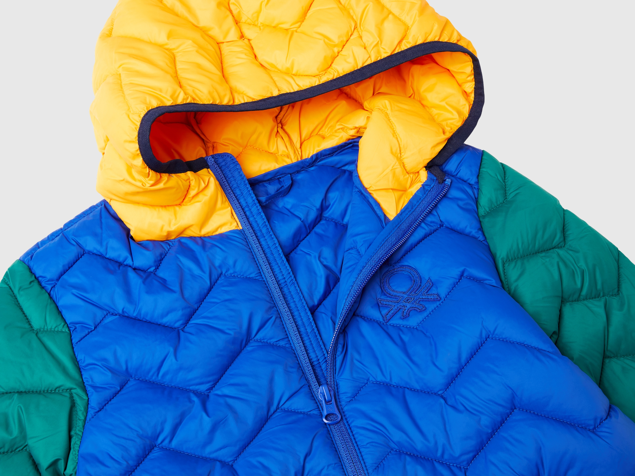 Veste matelassée avec capuche – Image 3