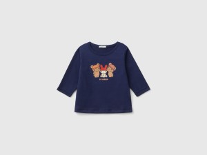 T-shirt chaud en coton biologique. T-shirt chaud en coton biologique.