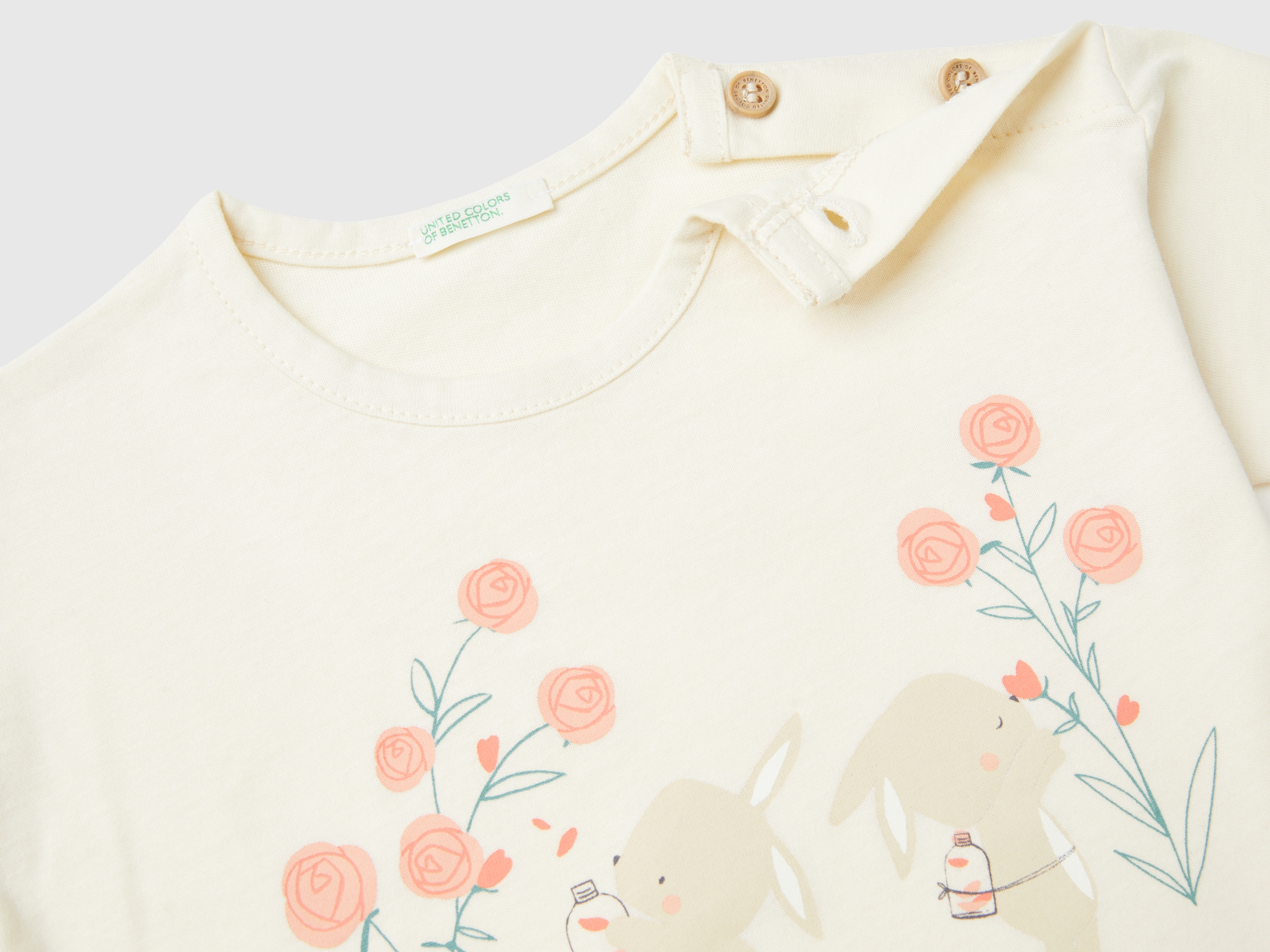 T-shirt manches longues imprimé avec boutons – Image 3