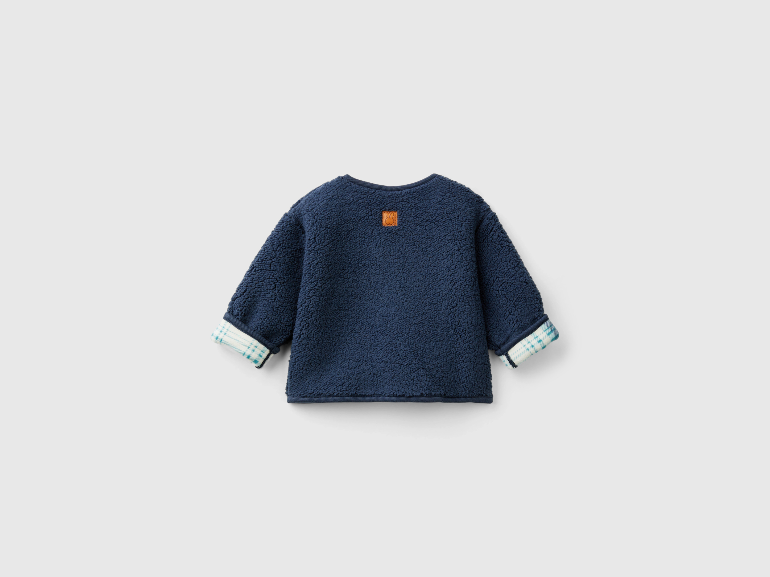 Sweat-shirt réversible avec bouton – Image 2