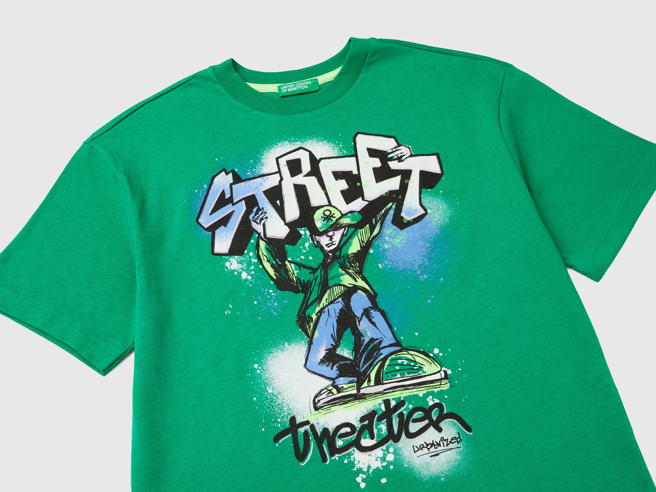 T-shirt avec imprimé graffiti – Image 3