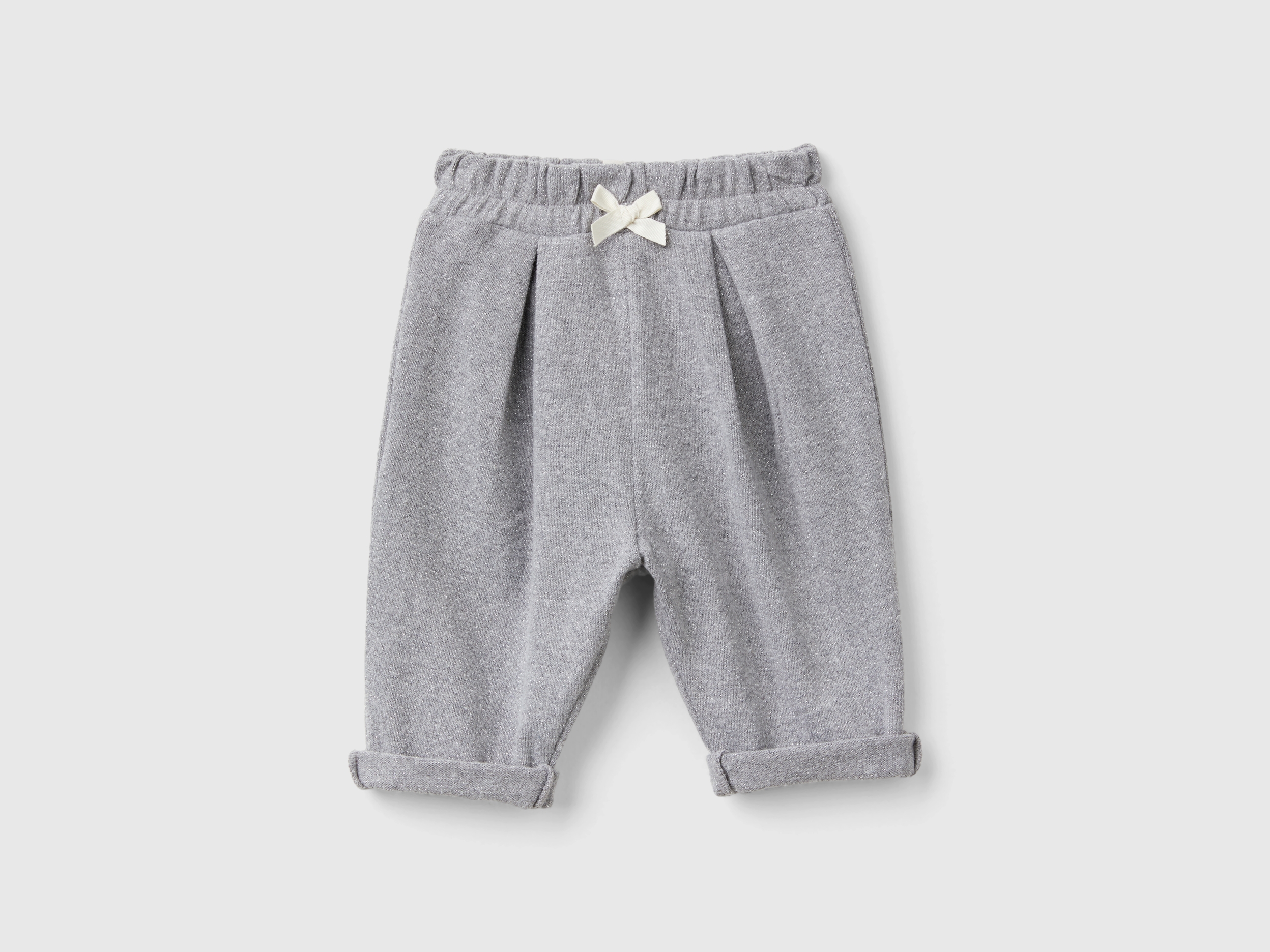 Pantalon de survêtement avec lurex. Pantalon de survêtement avec lurex.