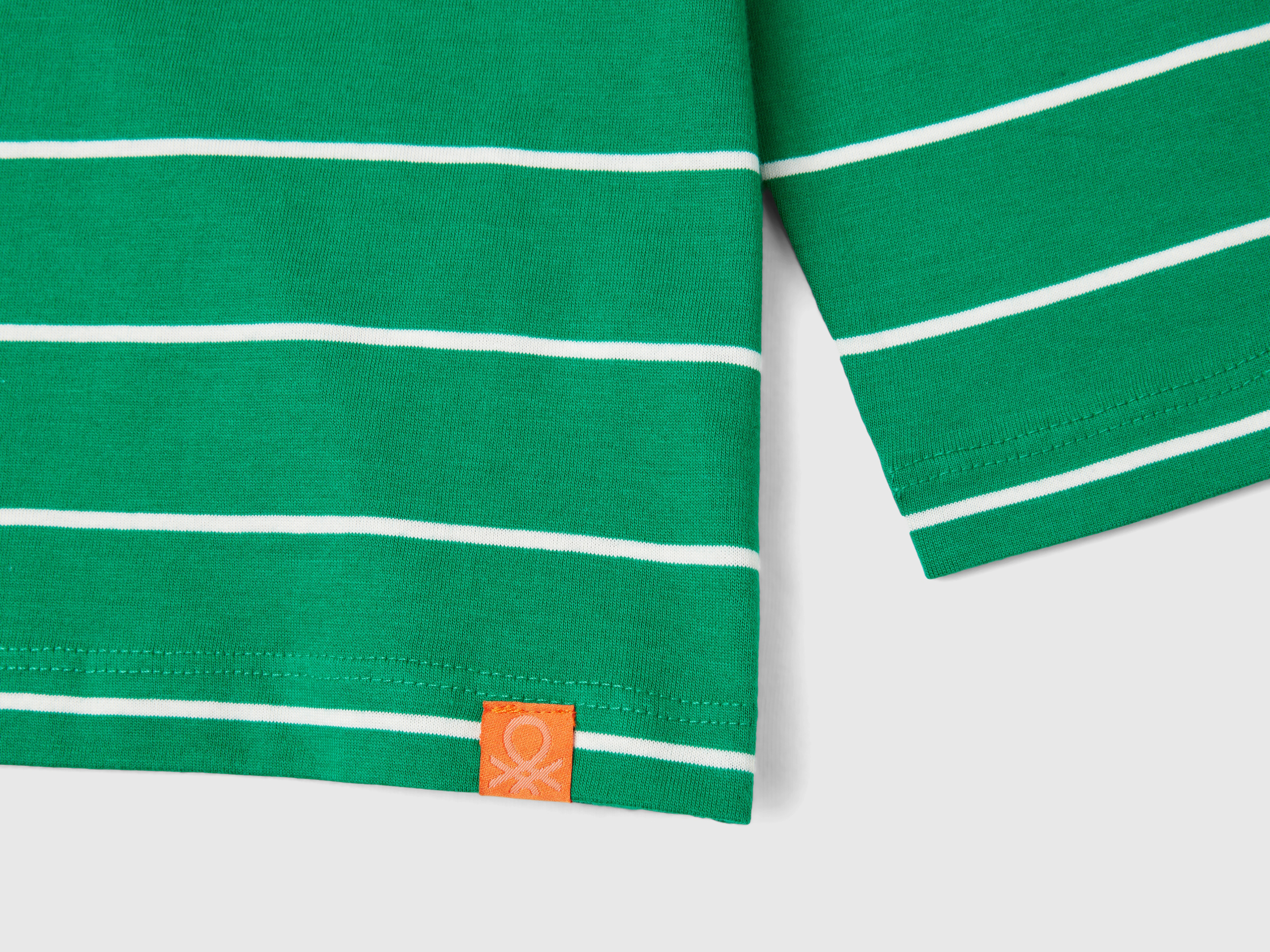 T-shirt rayé avec applique – Image 4