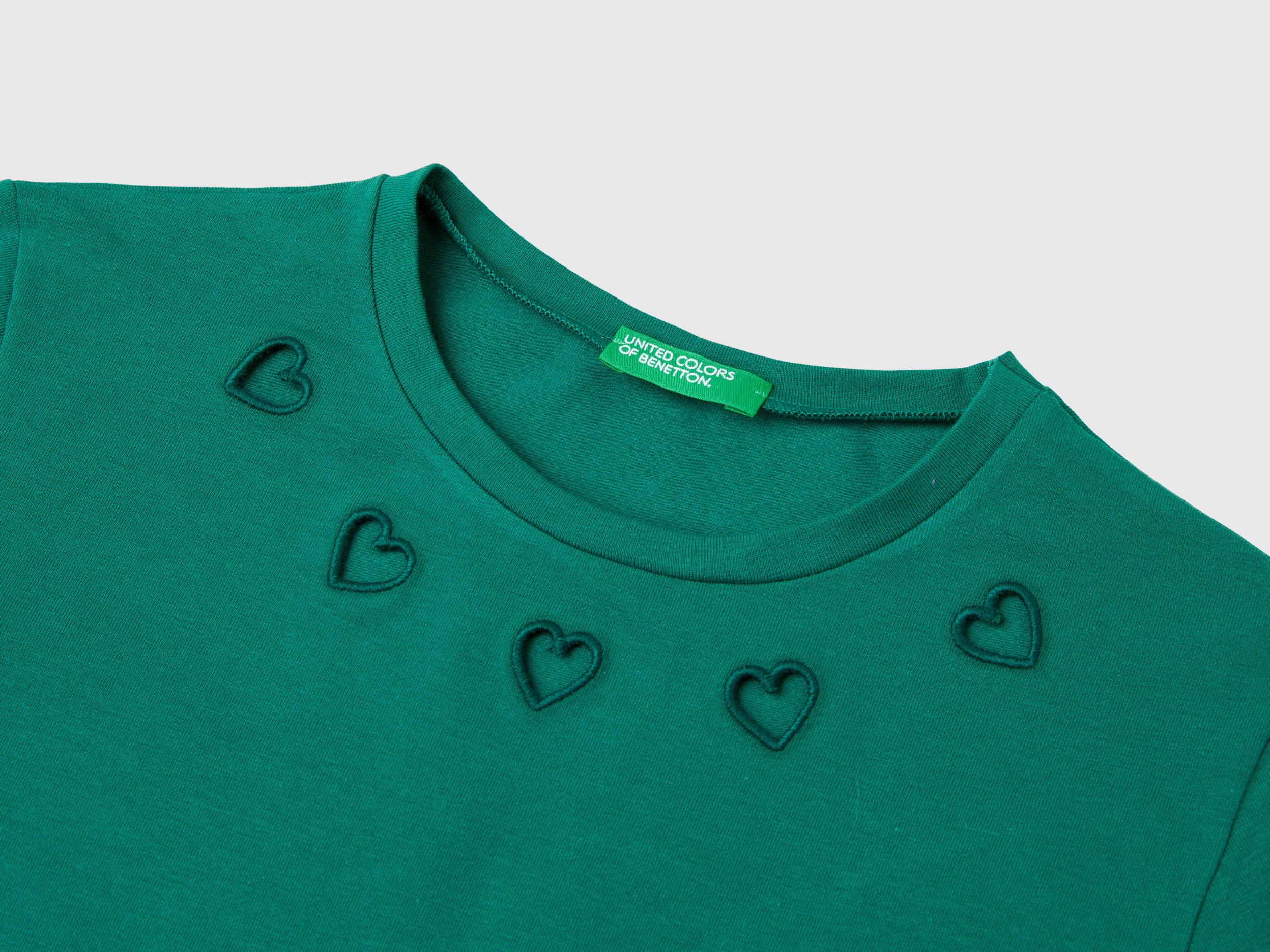 T-shirt avec cœurs ajourés – Image 3