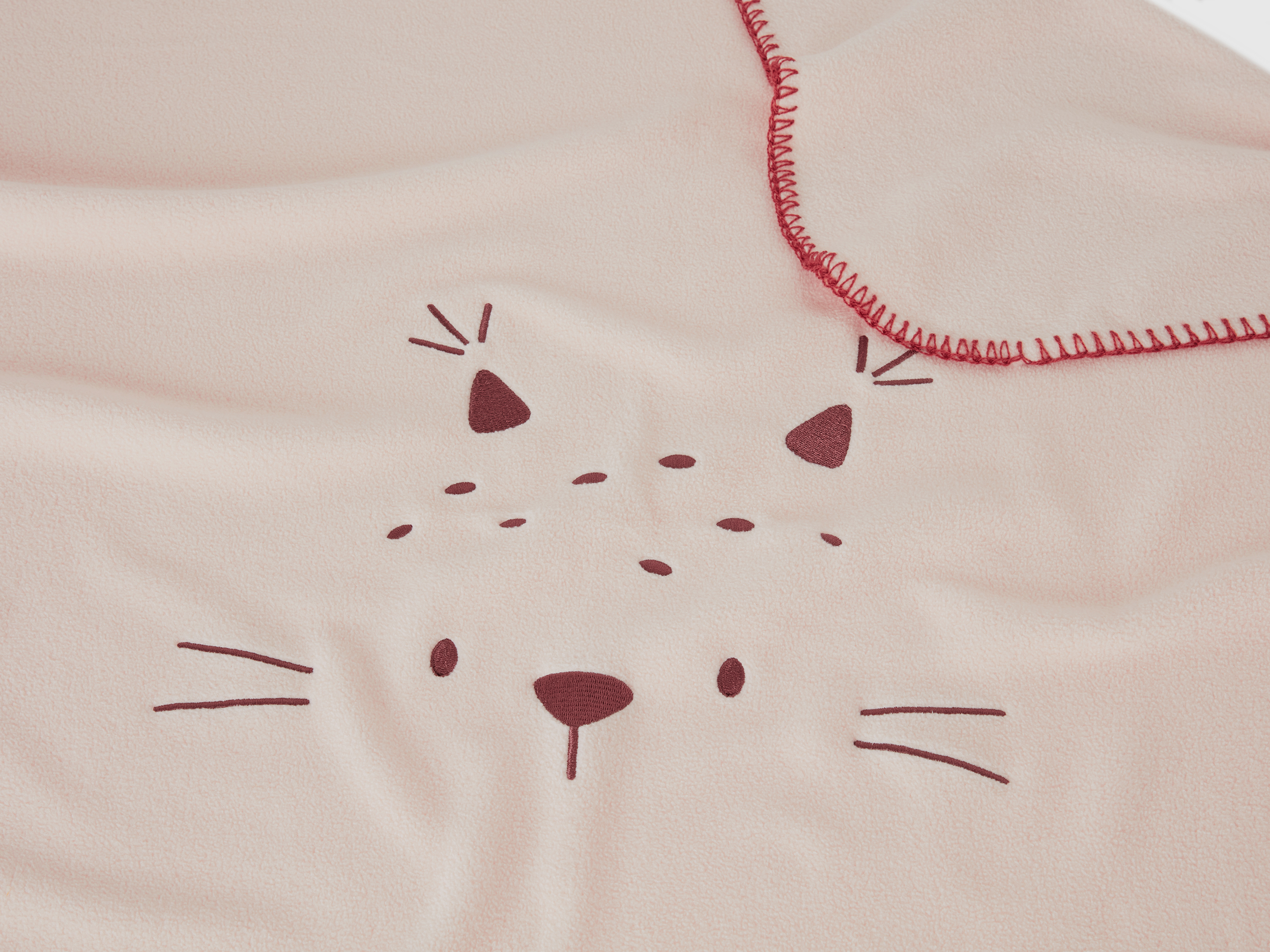 Couverture en polaire à broderie animal – Image 3