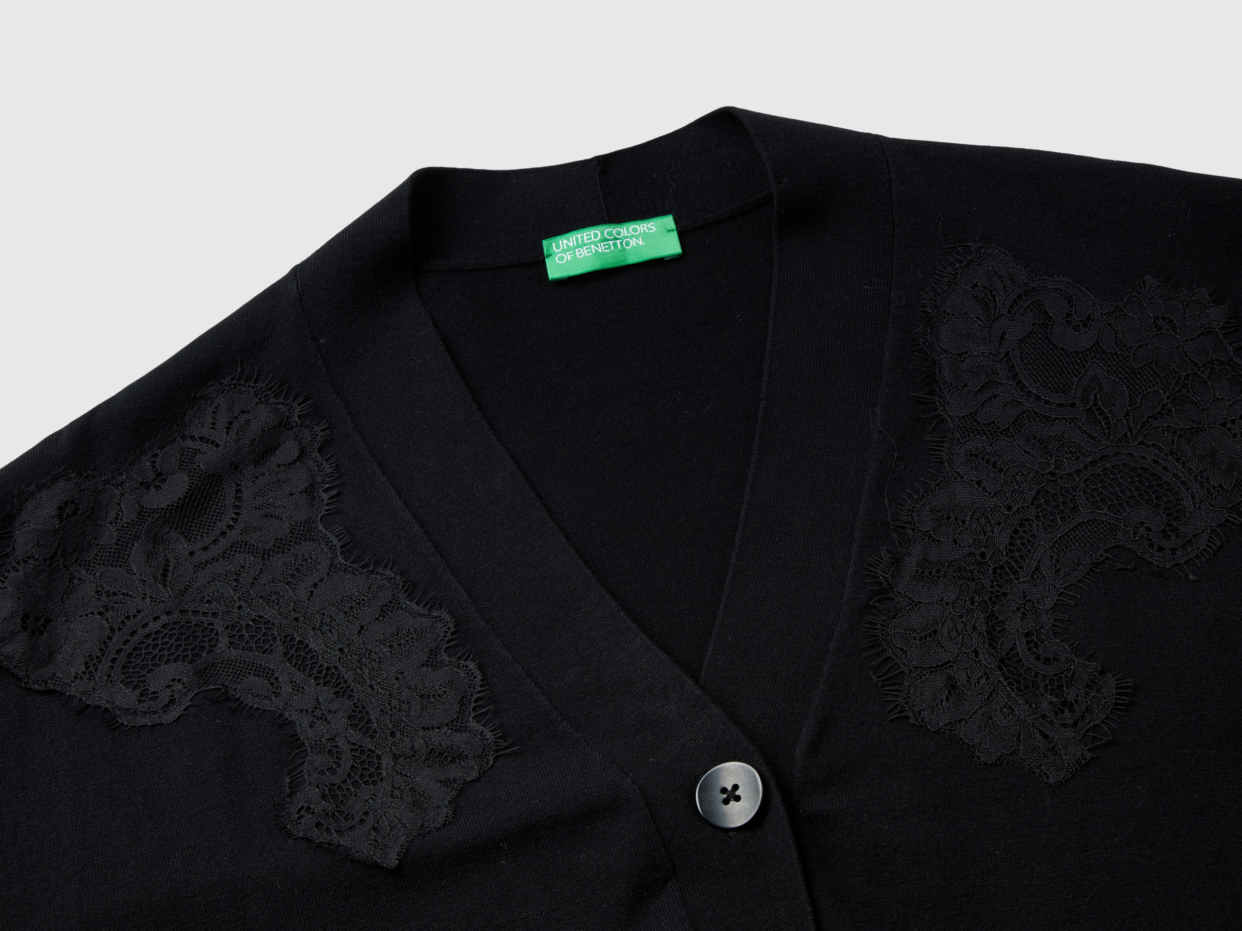 Gilet fluide avec dentelle – Image 3