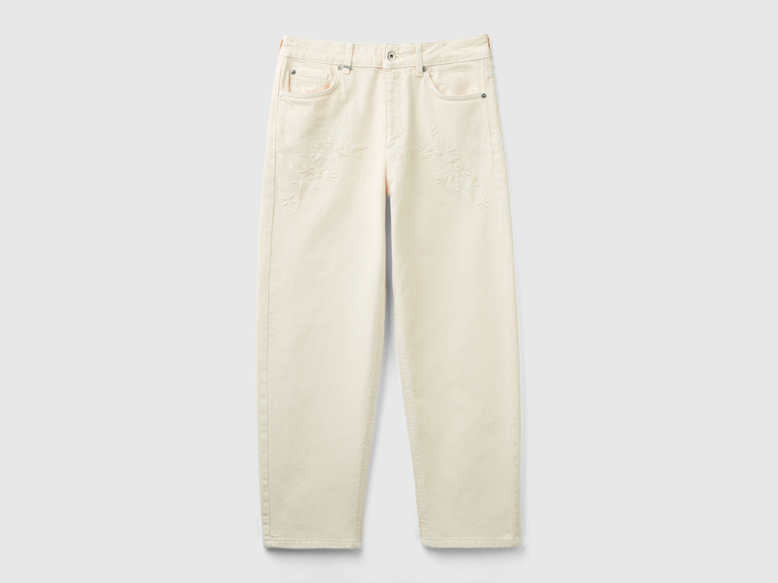 Pantalon coupe carrot à broderie florale Pantalon coupe carrot à broderie florale