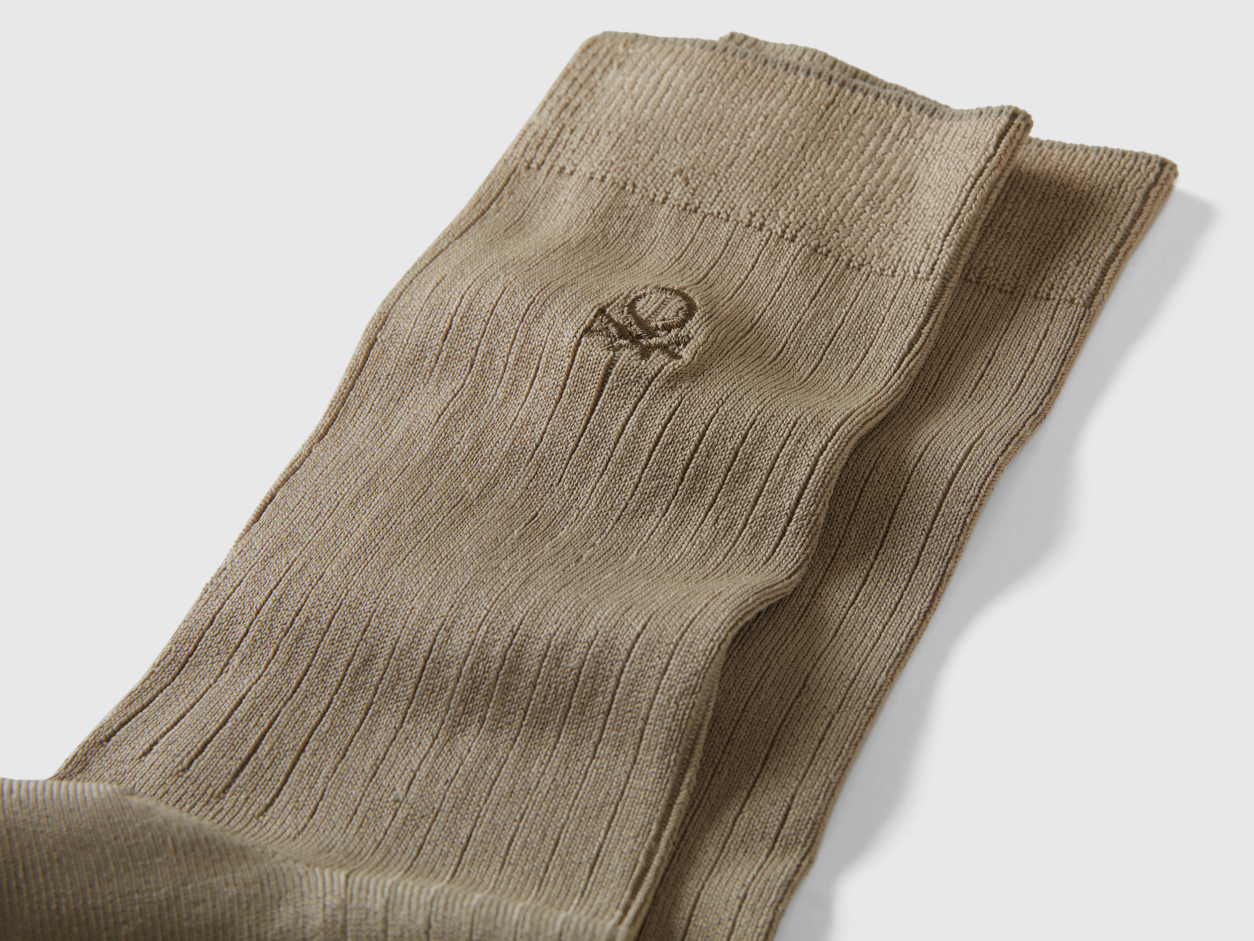 Chaussettes mi-mollet à bords-côtes – Image 2