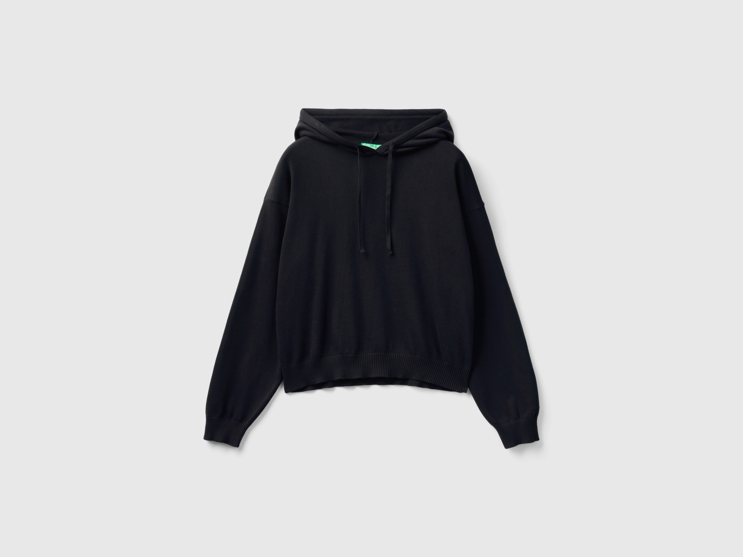 Pull à capuche et cordon de serrage Pull à capuche et cordon de serrage