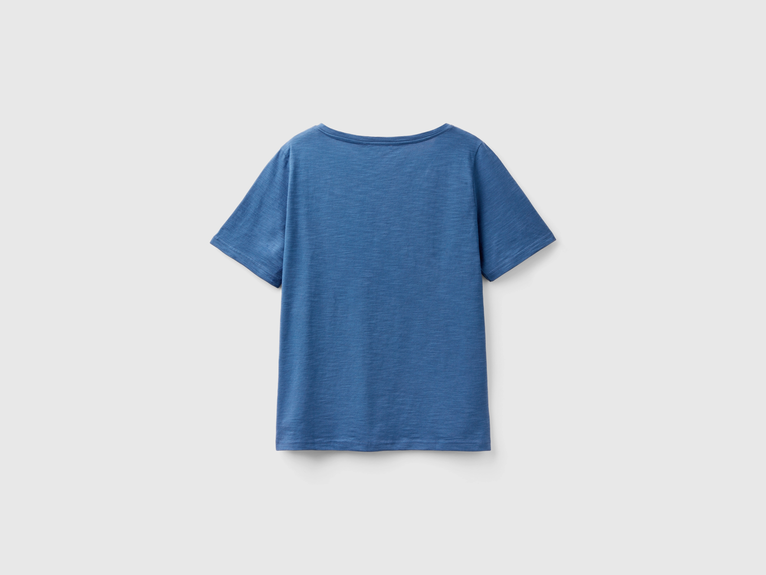 T-shirt en coton flammé à col en V – Image 2