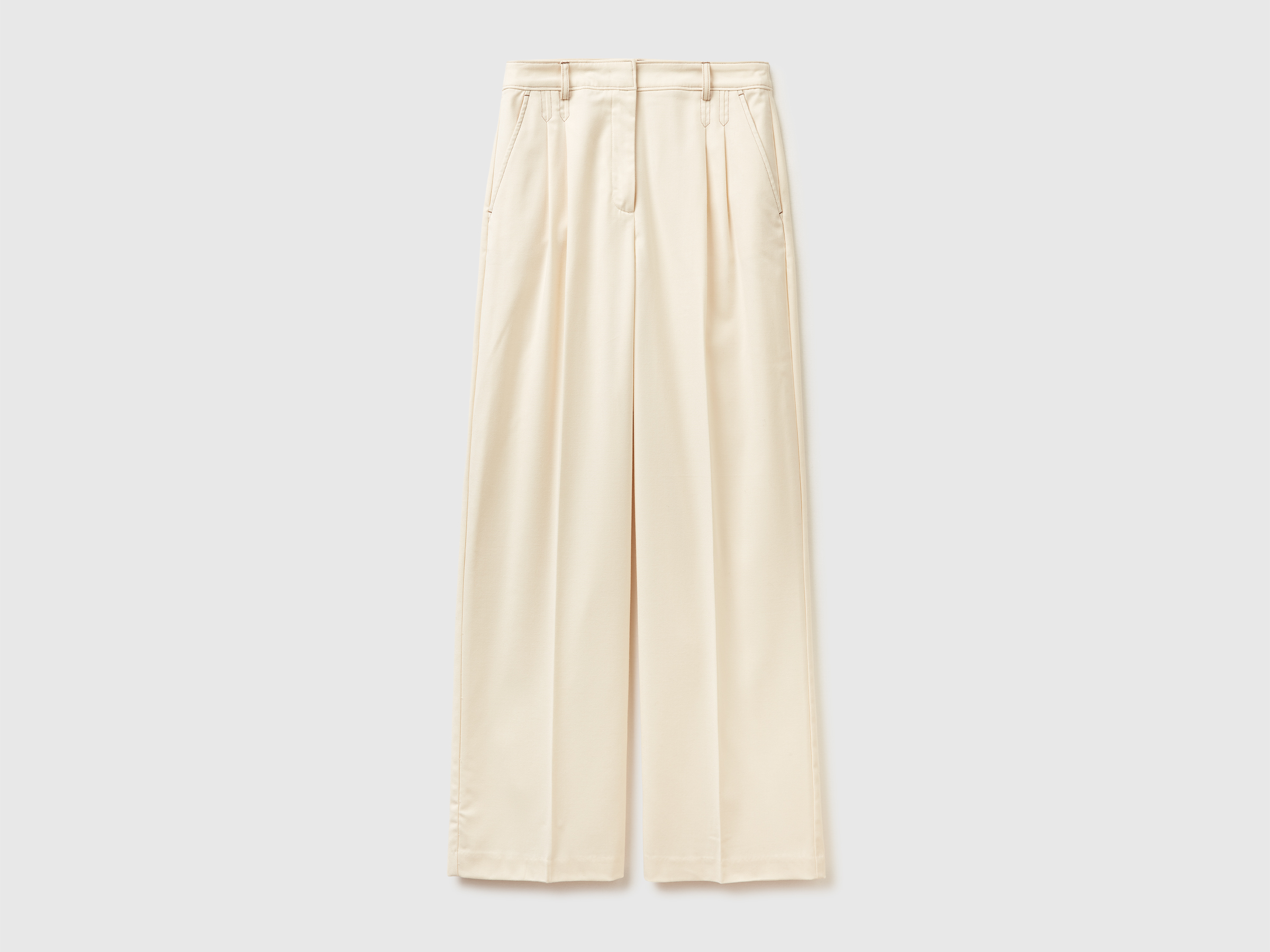 Pantalon coupe régulière en mélange de viscose Pantalon coupe régulière en mélange de viscose
