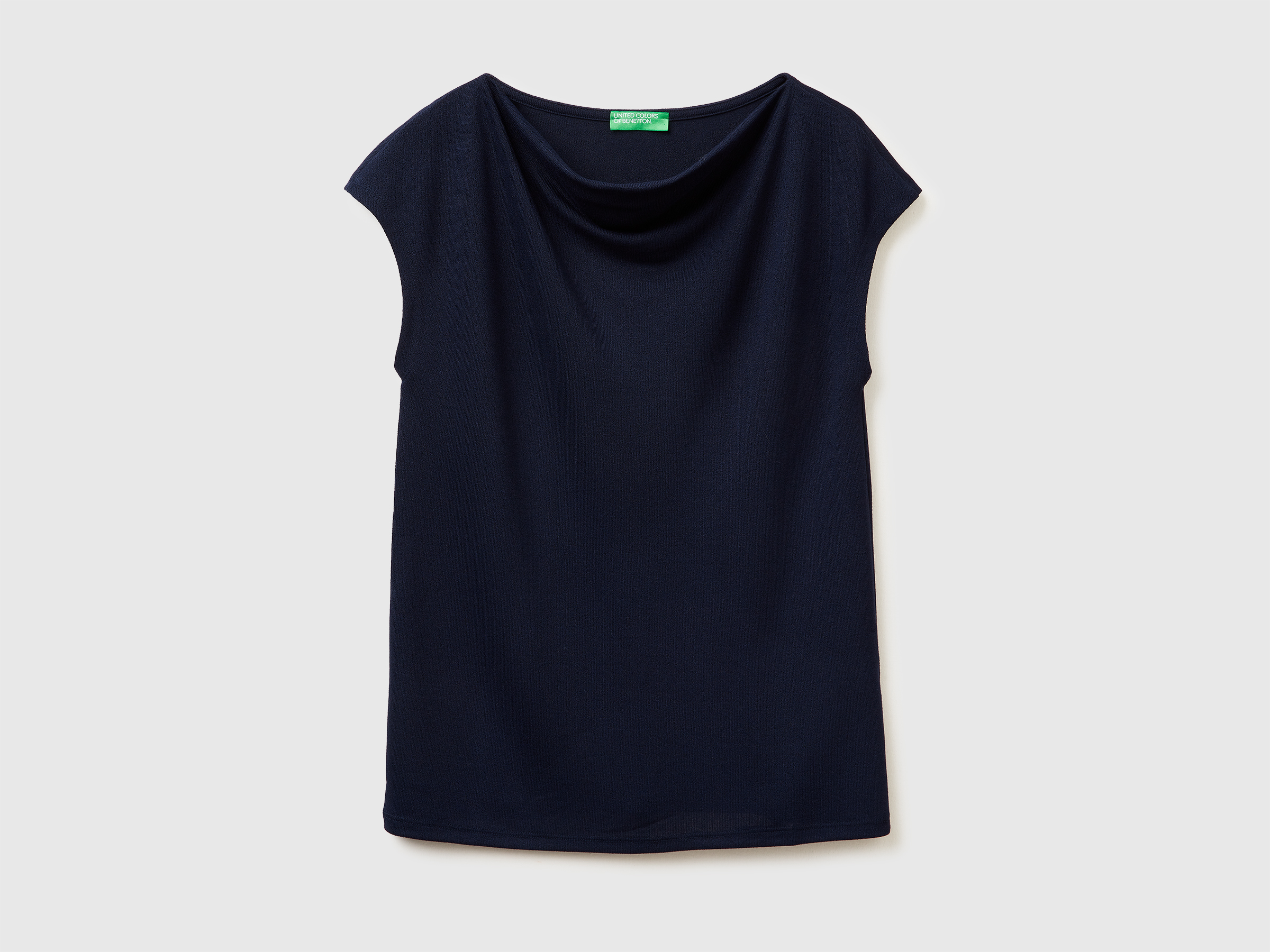 T-shirt en crêpe sans manches T-shirt en crêpe sans manches