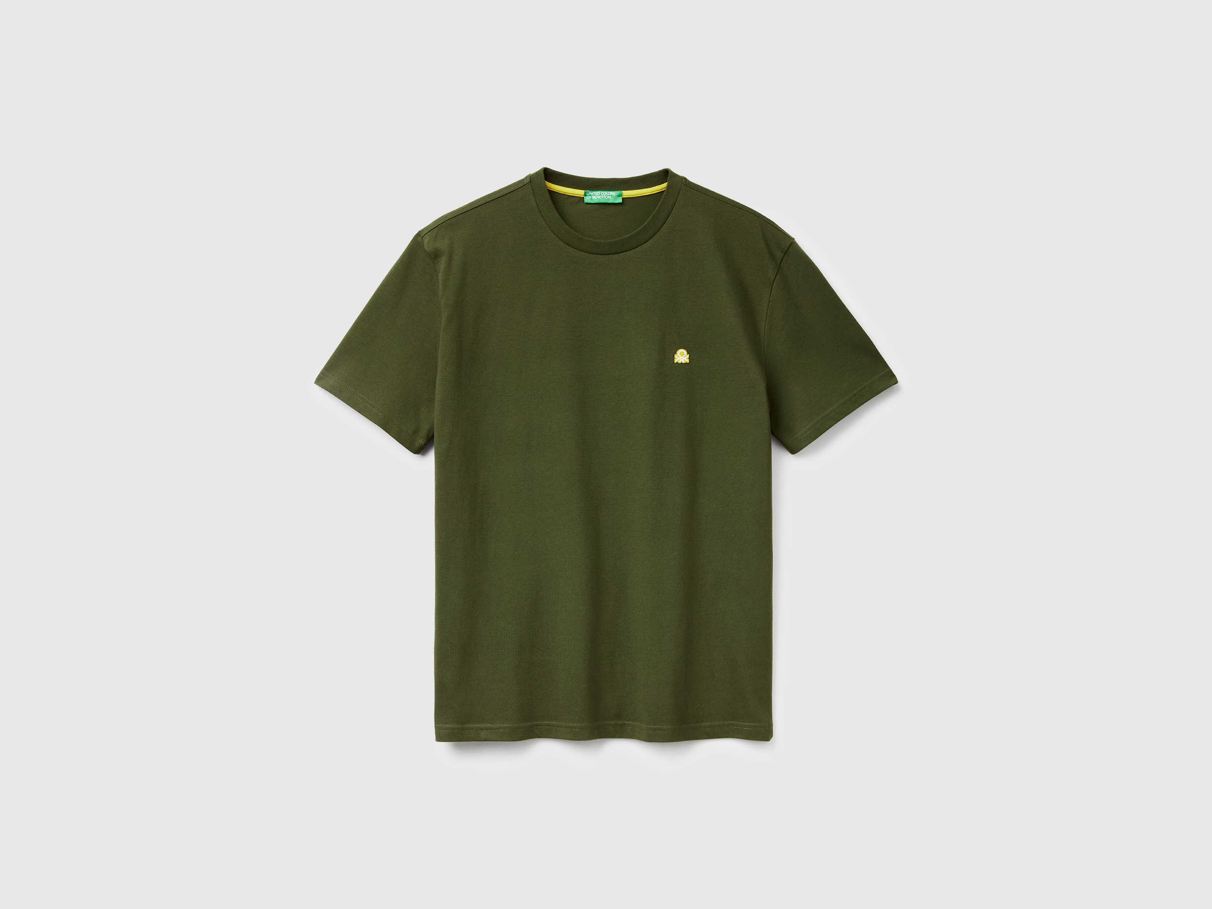 T-shirt basique en coton T-shirt basique en coton