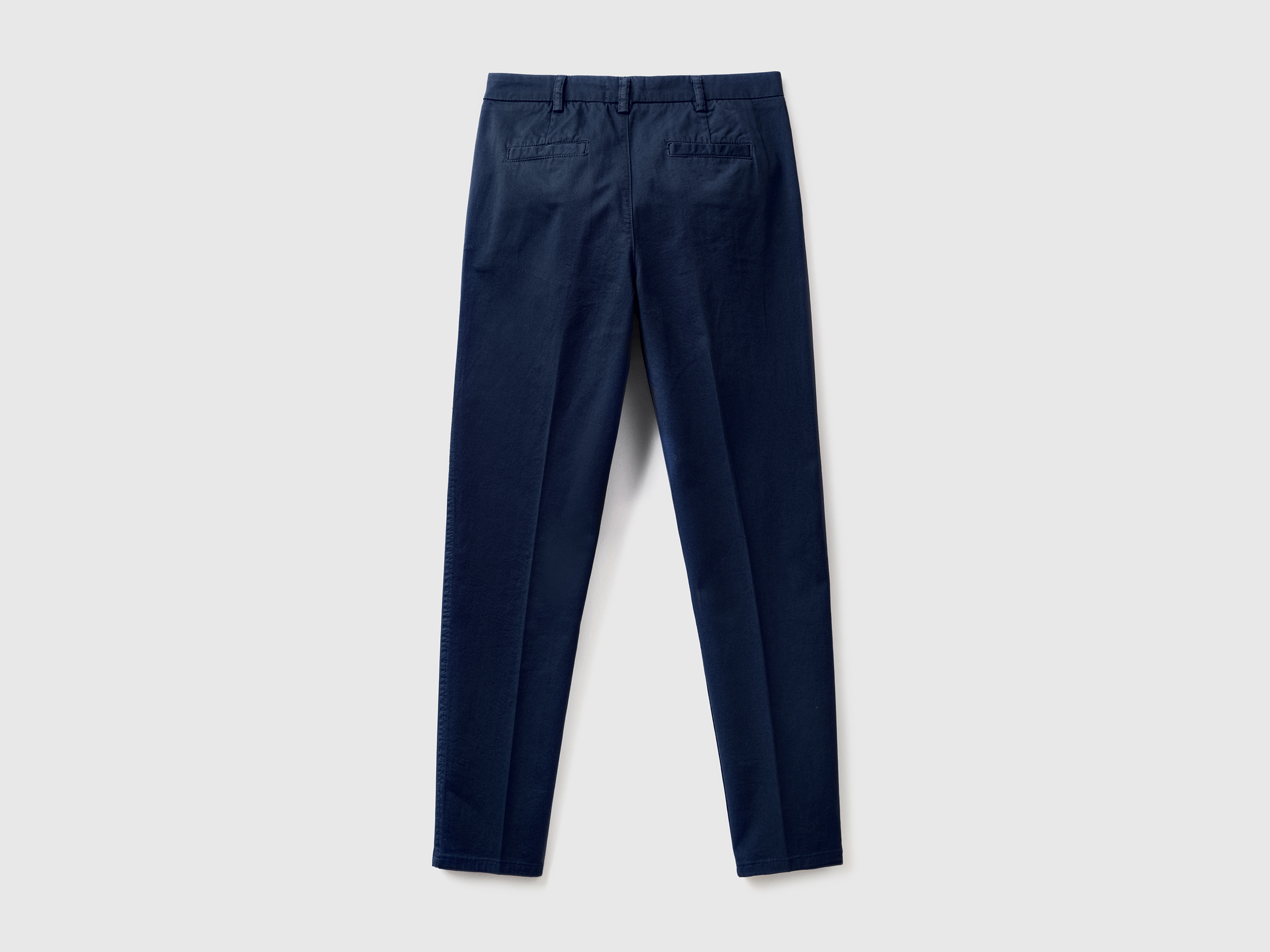 Chino coupe slim en coton bleu foncé – Image 2