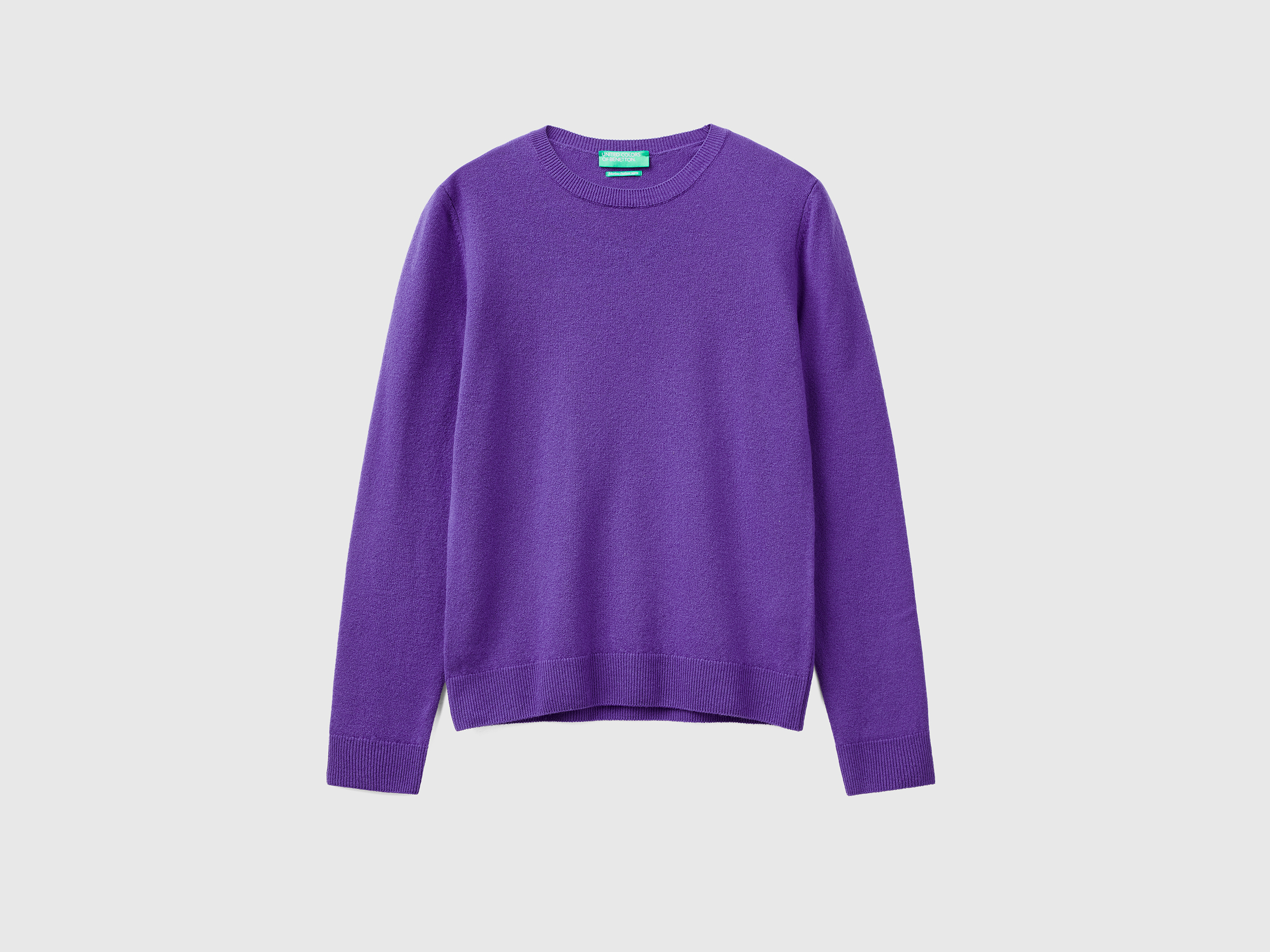 Pull violet à col rond en pure laine mérinos Pull violet à col rond en pure laine mérinos