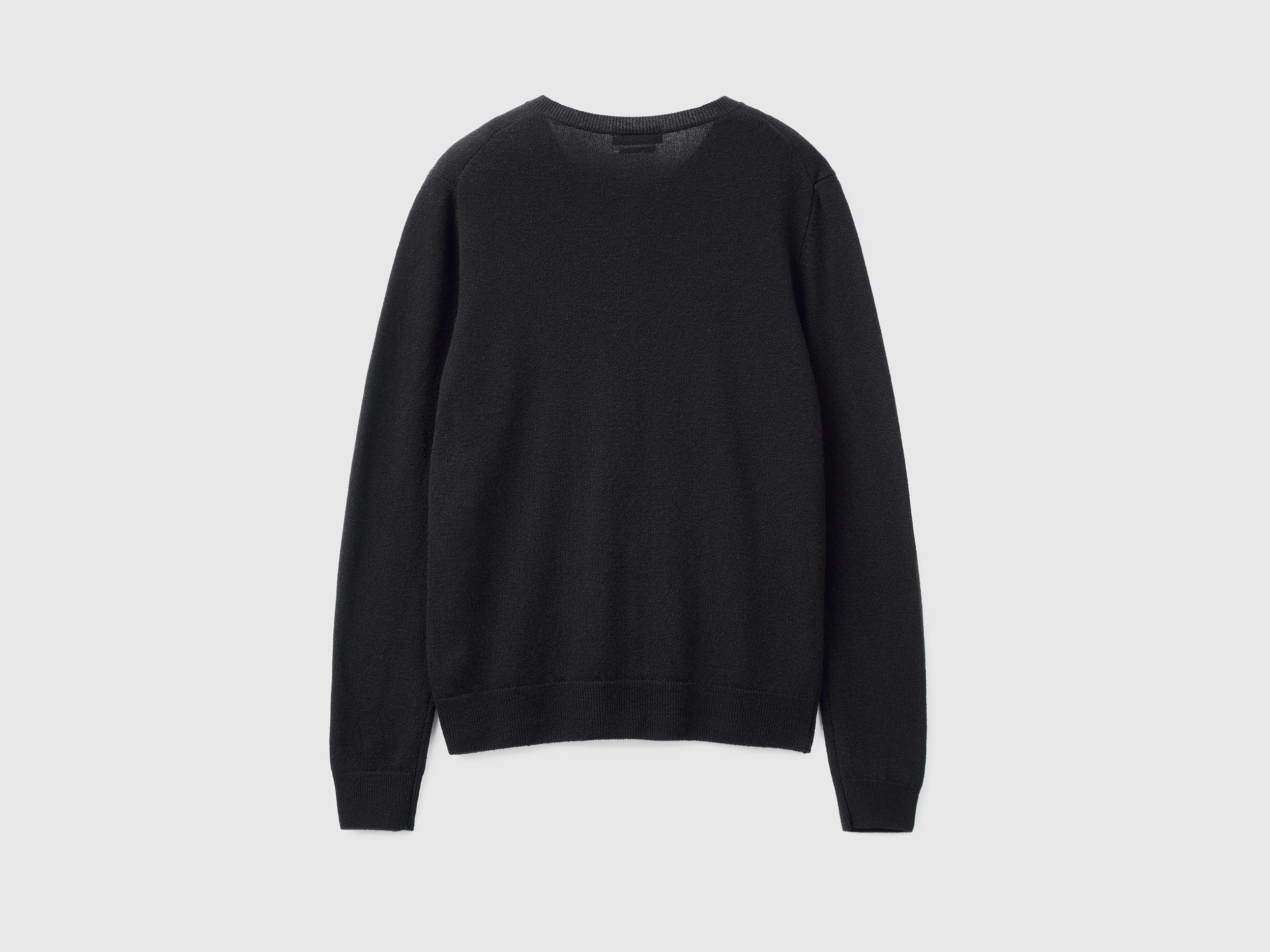 Gilet noir col rond en pure laine Mérinos – Image 2