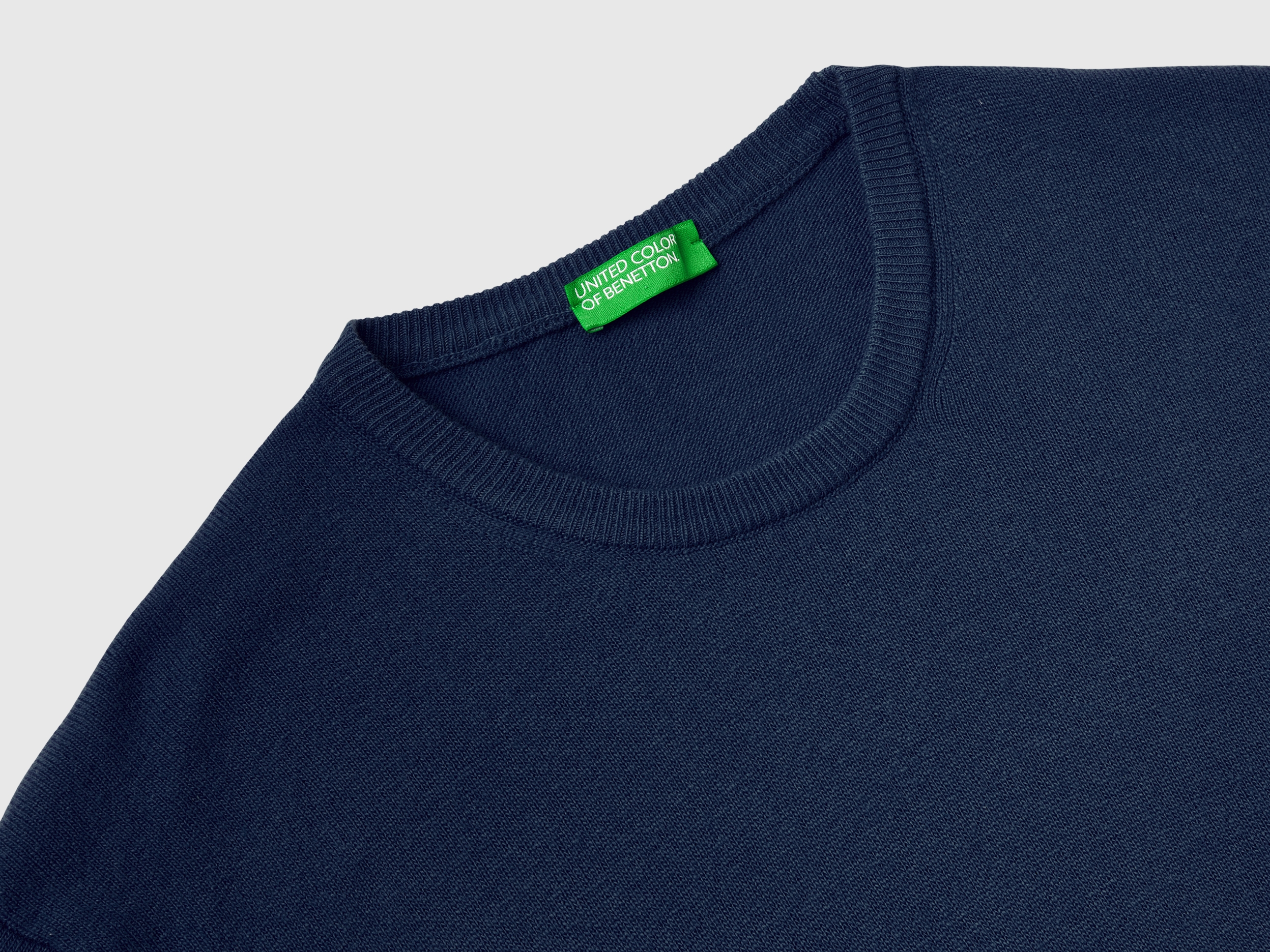 Pull bleu foncé col rond en pure laine Mérinos – Image 3