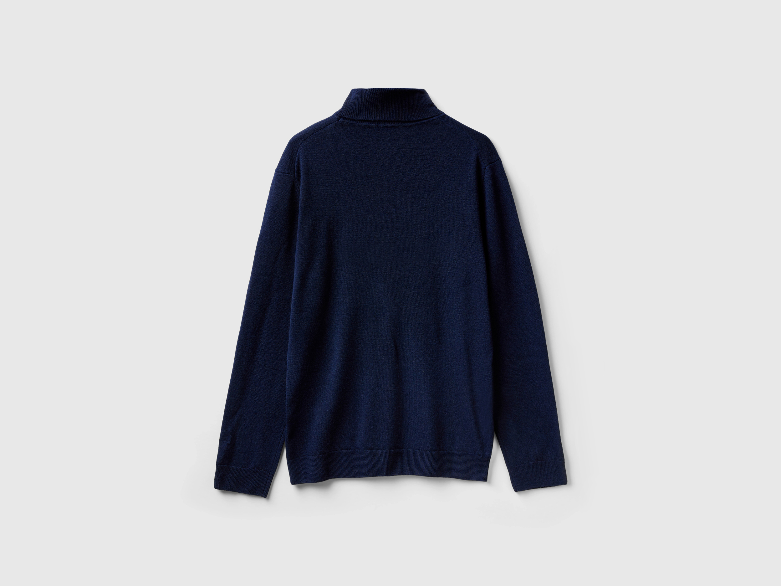 Pull bleu foncé col roulé en pure laine Mérinos – Image 2