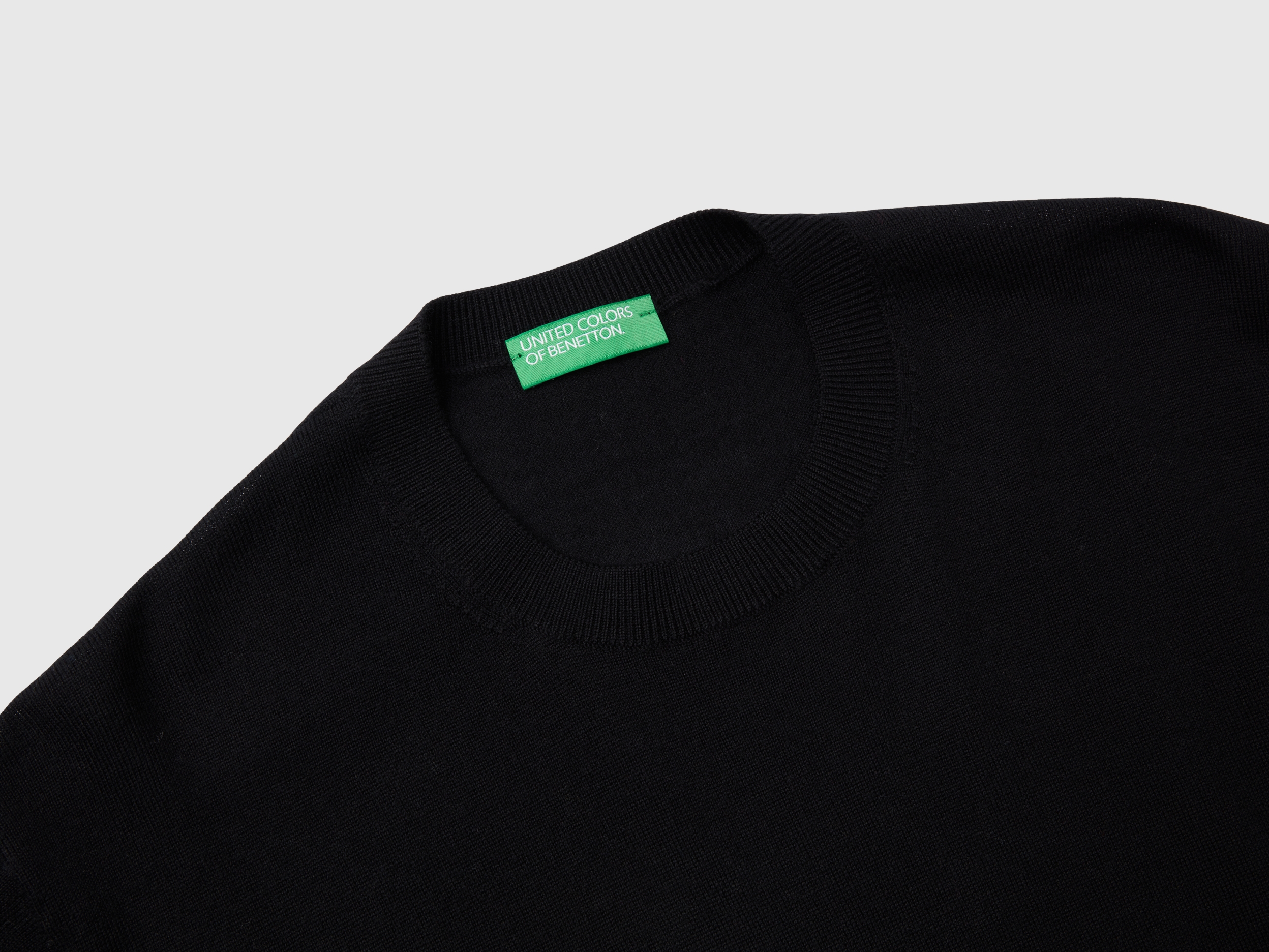 Pull noir en pure laine mérinos – Image 3