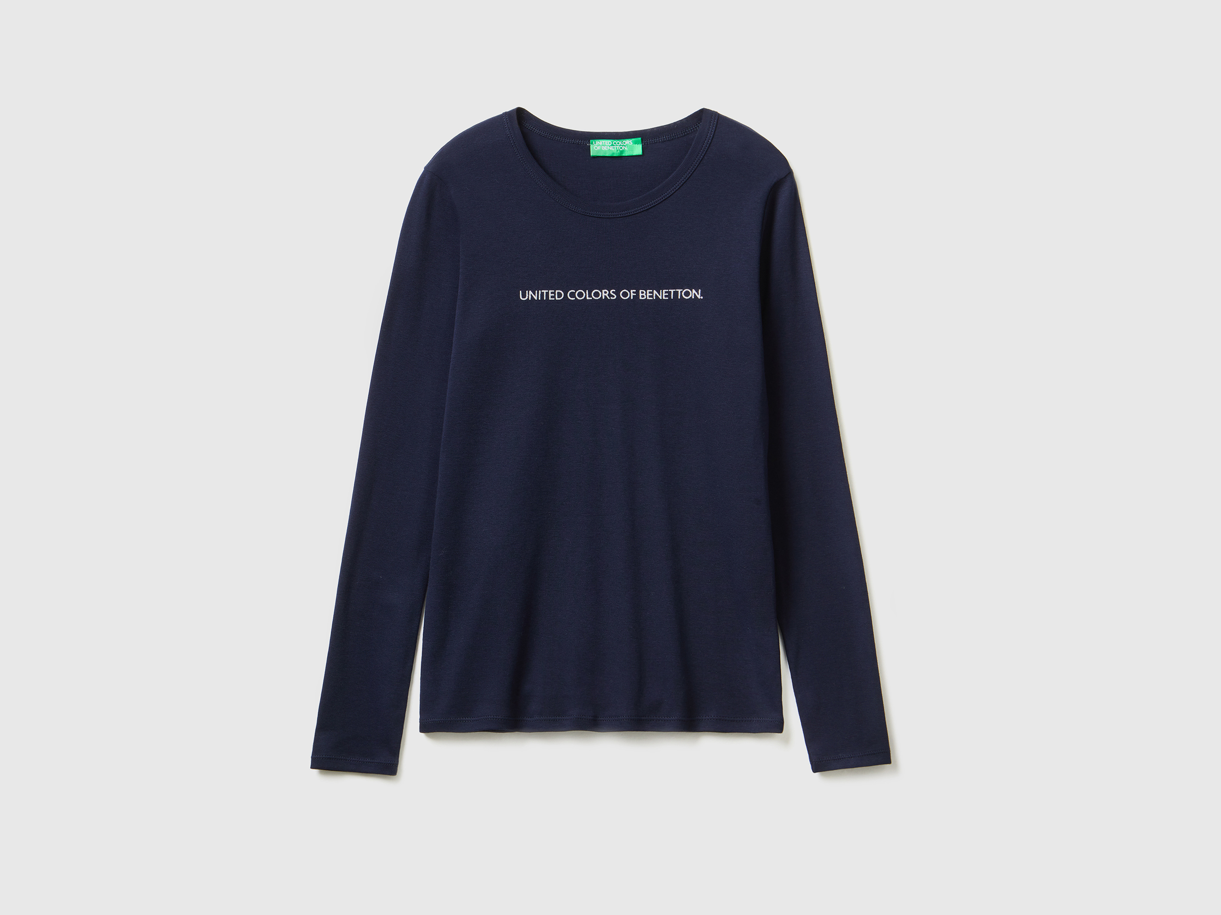 T-shirt bleu foncé manches longues T-shirt bleu foncé manches longues