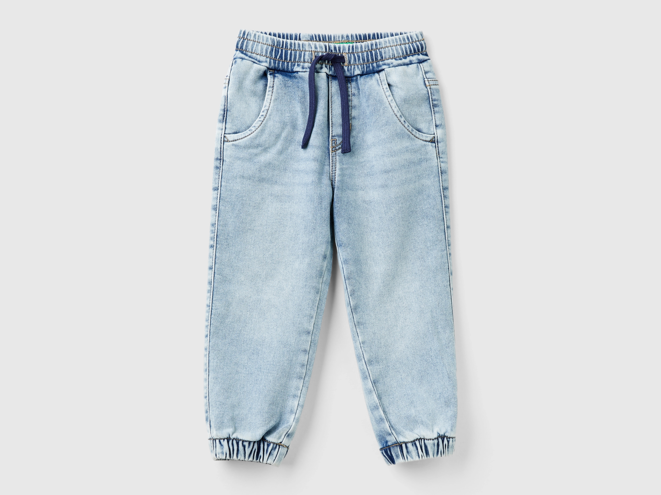 Jogging en denim Jogging en denim