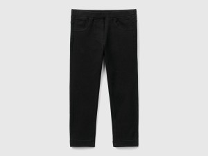 Pantalon en molleton super stretch Pantalon en molleton super stretch