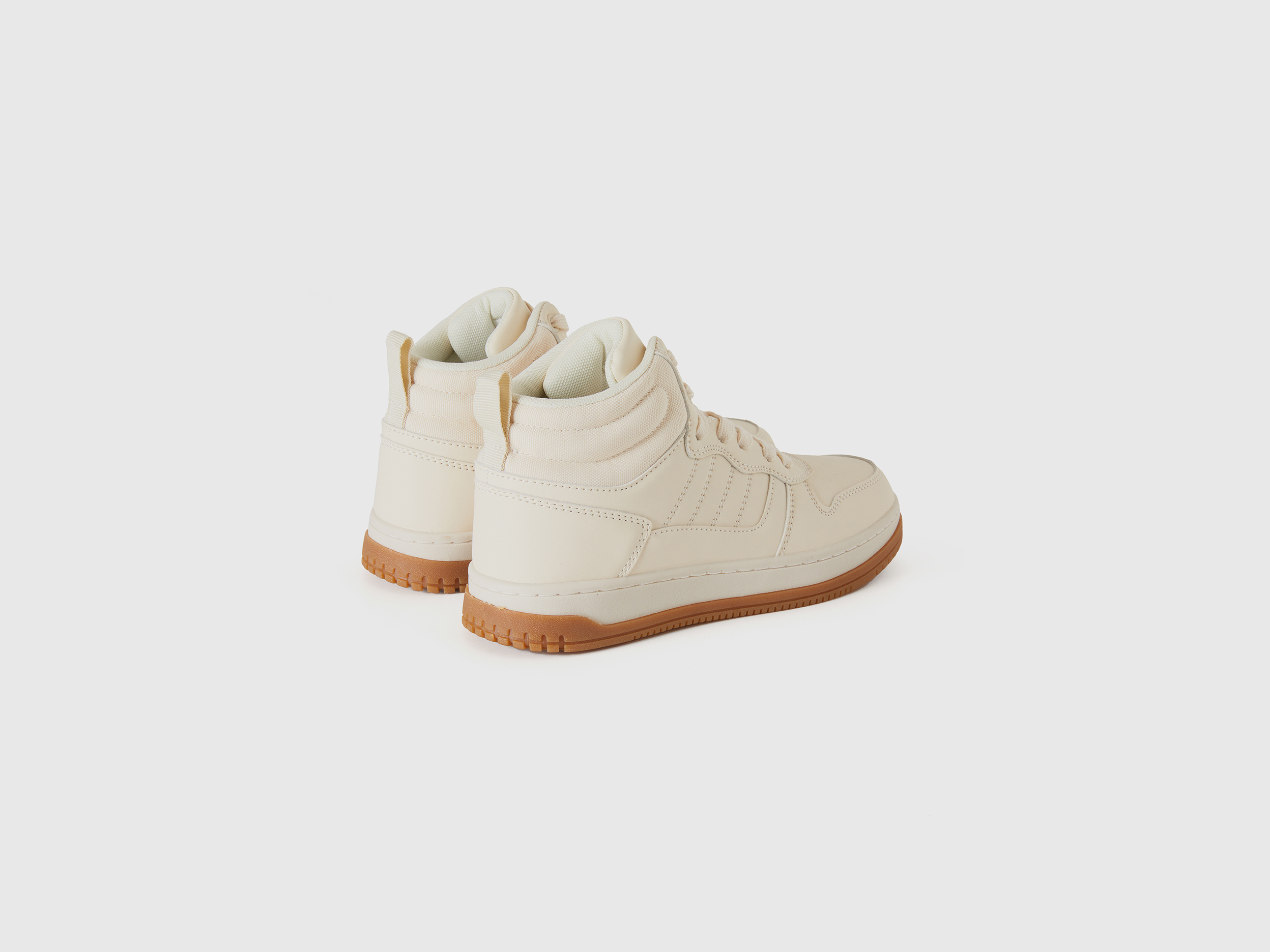 Sneakers hautes en maille et tissu enduit – Image 2