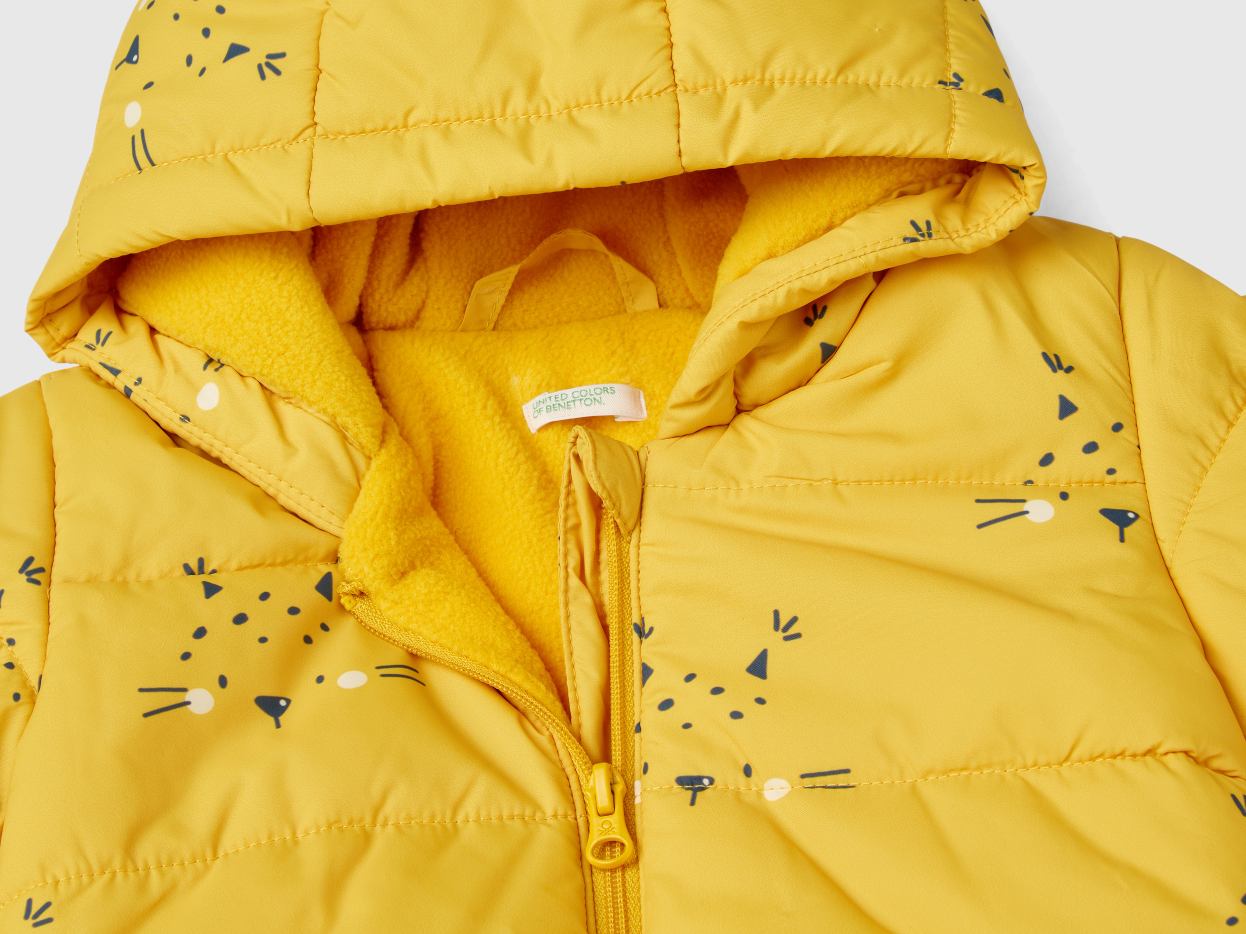 Blouson zippé à capuche et motif – Image 3