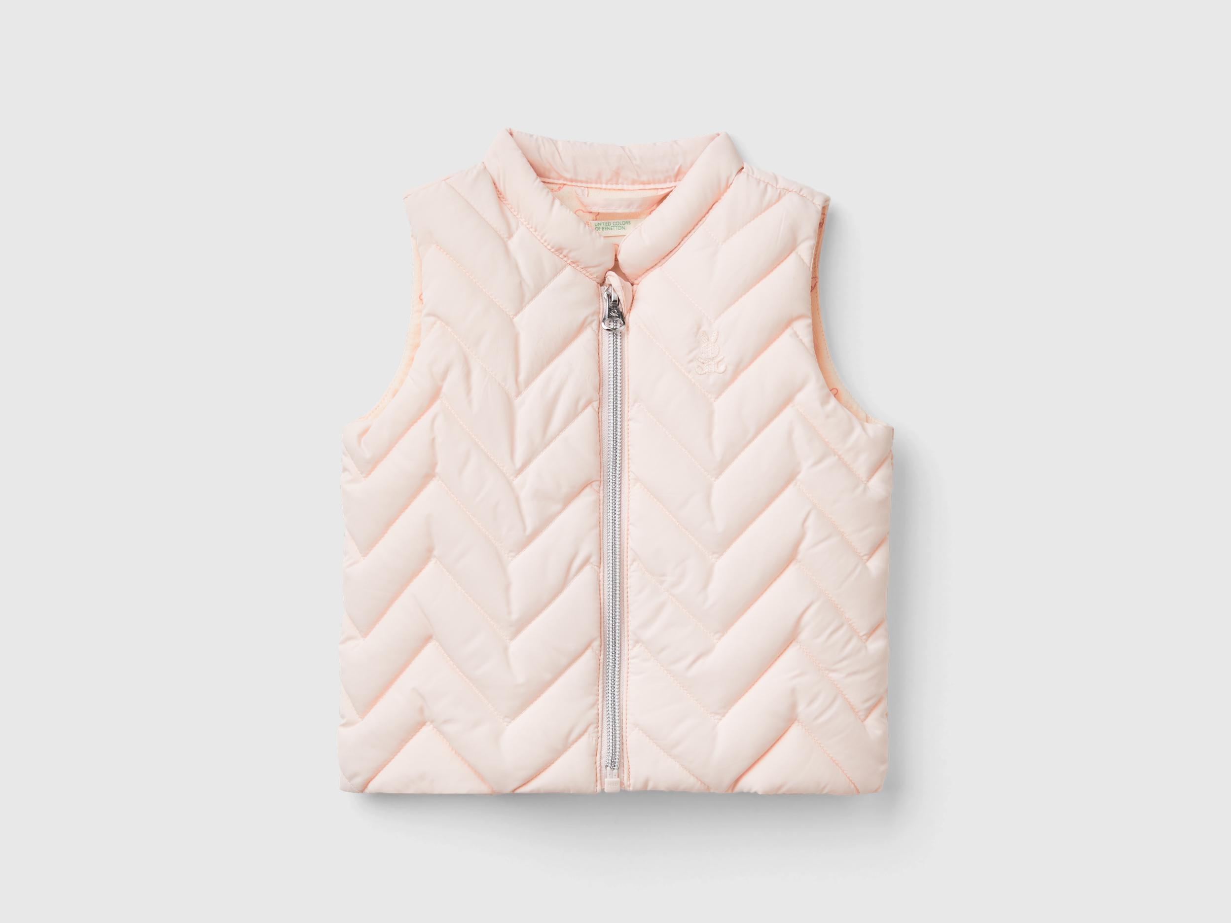 Veste sans manches rembourrée en tissu technique Veste sans manches rembourrée en tissu technique