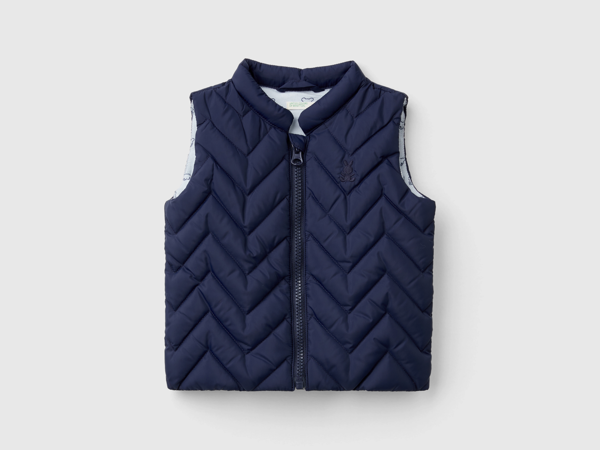 Veste sans manches rembourrée en tissu technique Veste sans manches rembourrée en tissu technique