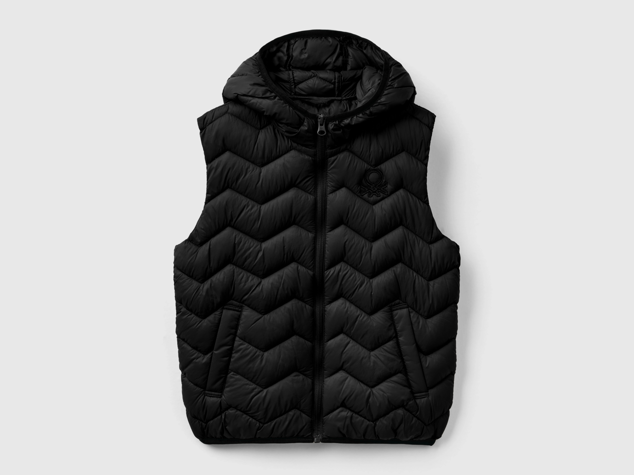 Veste sans manches rembourrée à capuche Veste sans manches rembourrée à capuche